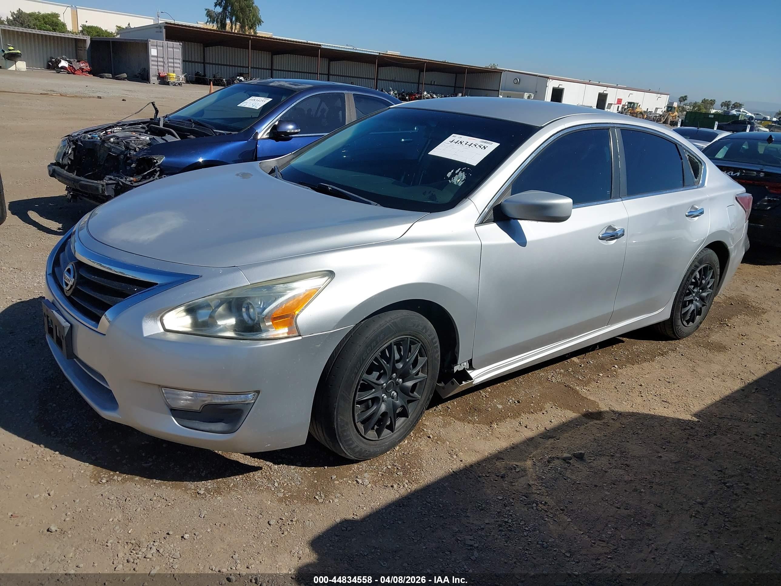 NISSAN ALTIMA image 2