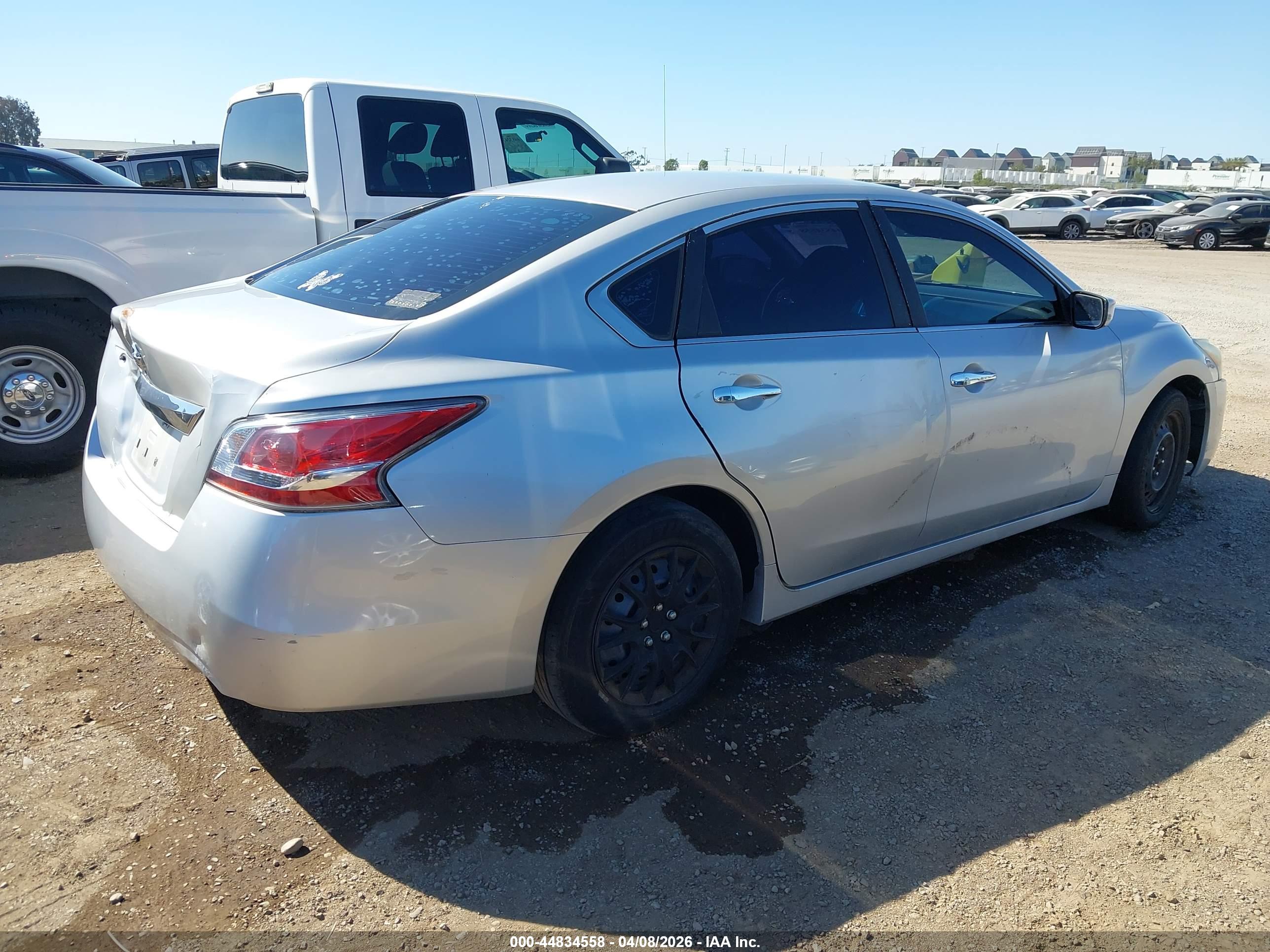 NISSAN ALTIMA image 4