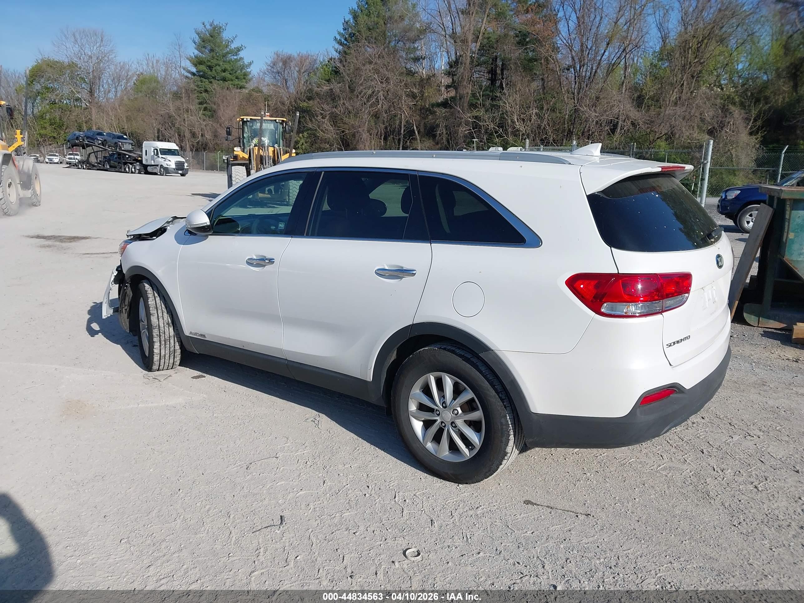 KIA SORENTO image 3