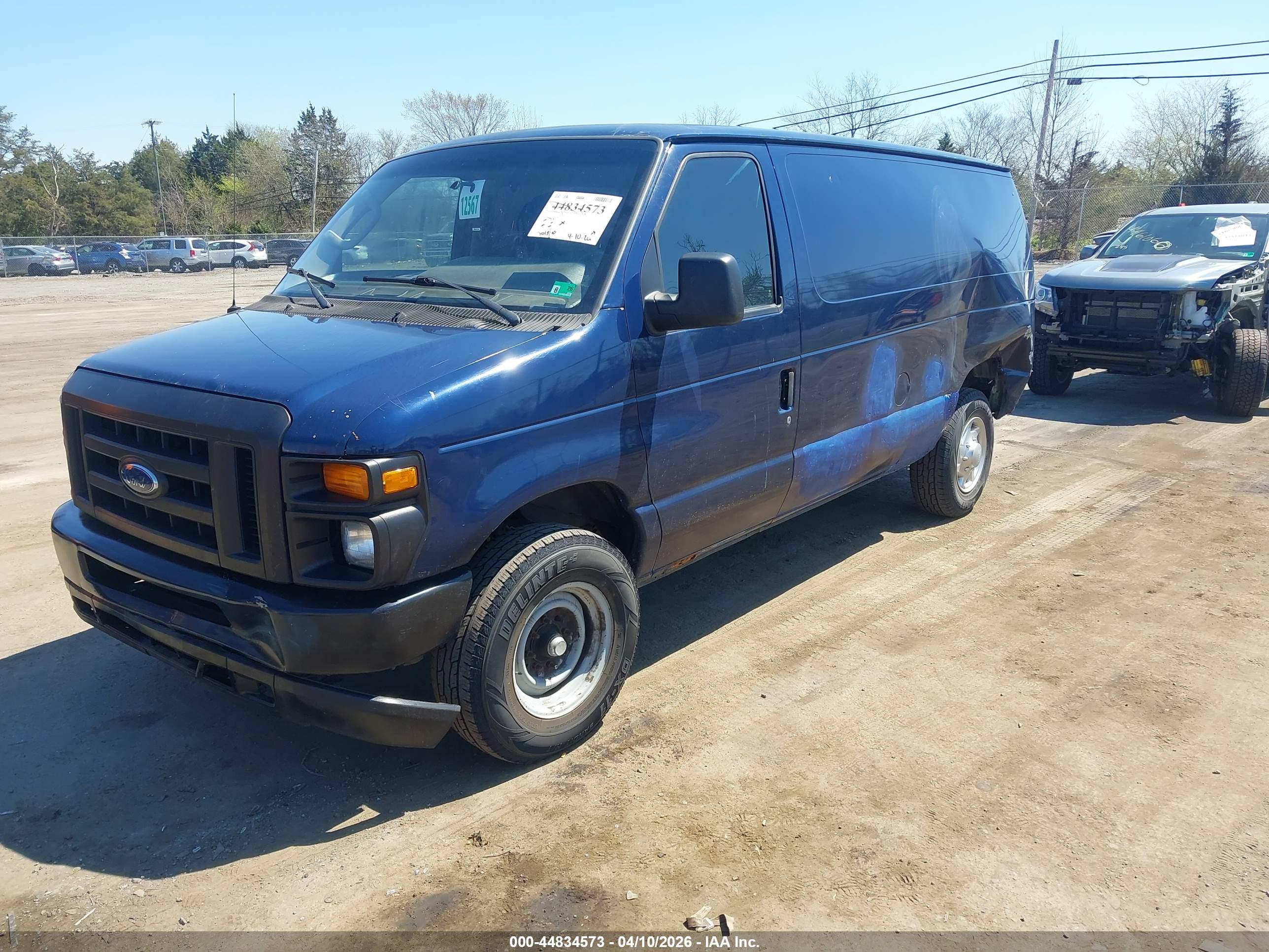 FORD E-250 image 2