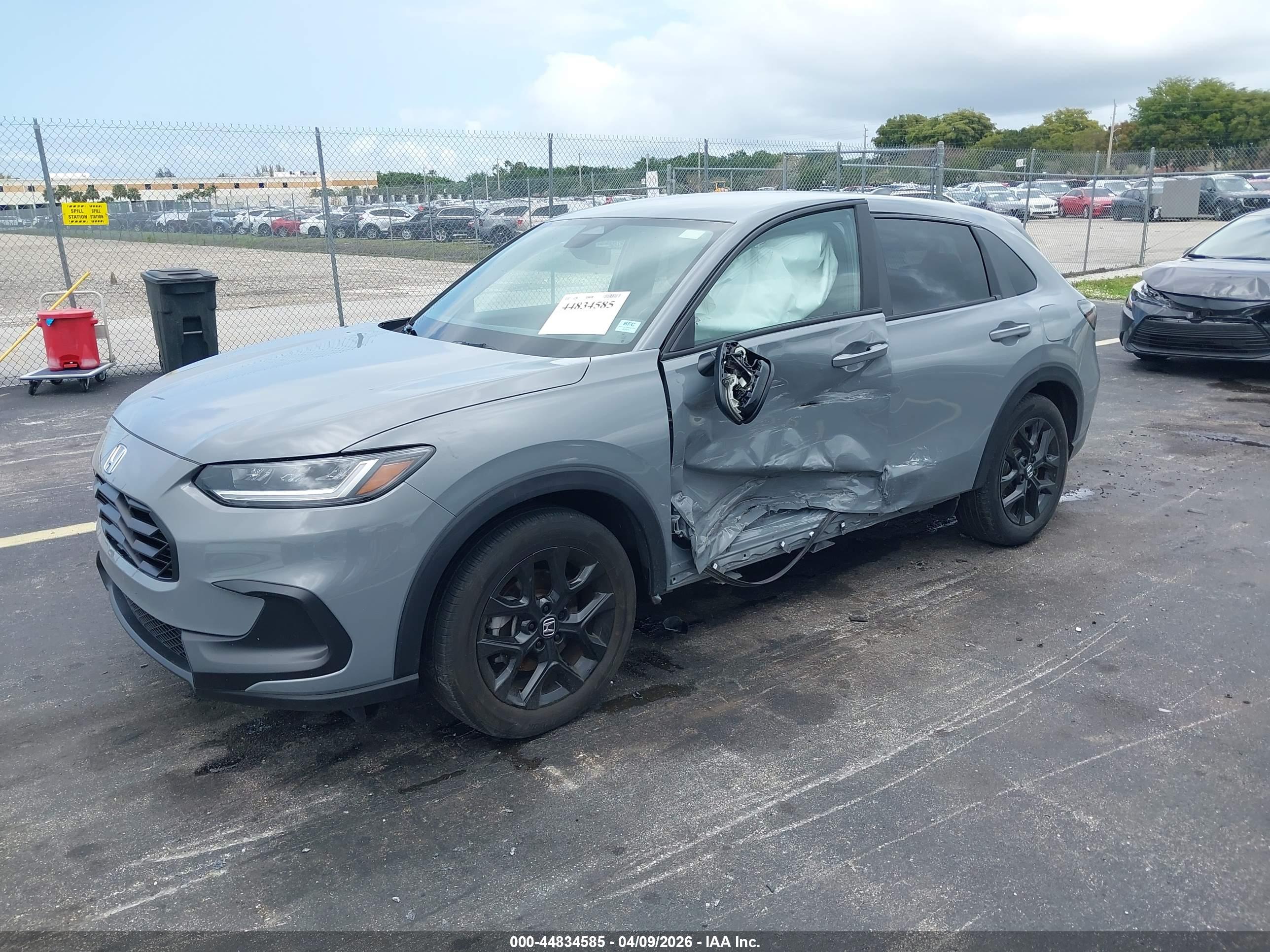 HONDA HR-V image 2