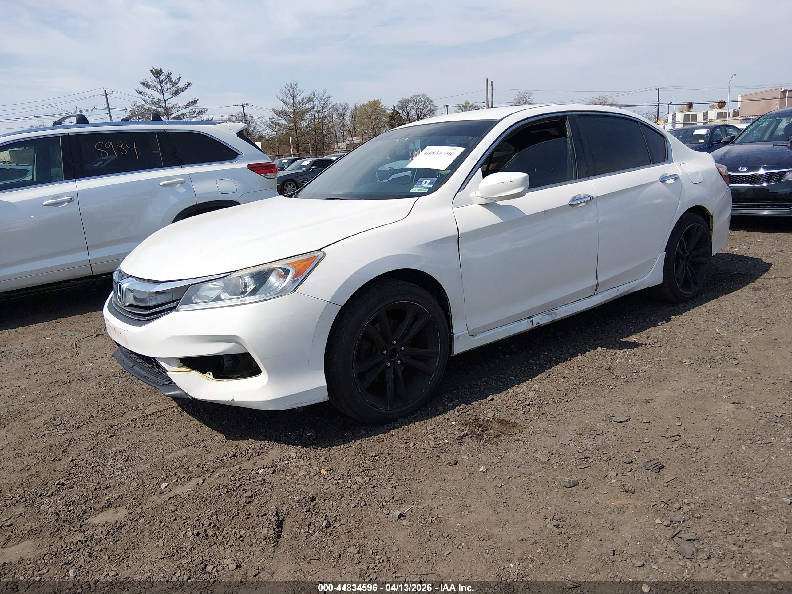 HONDA ACCORD image 2