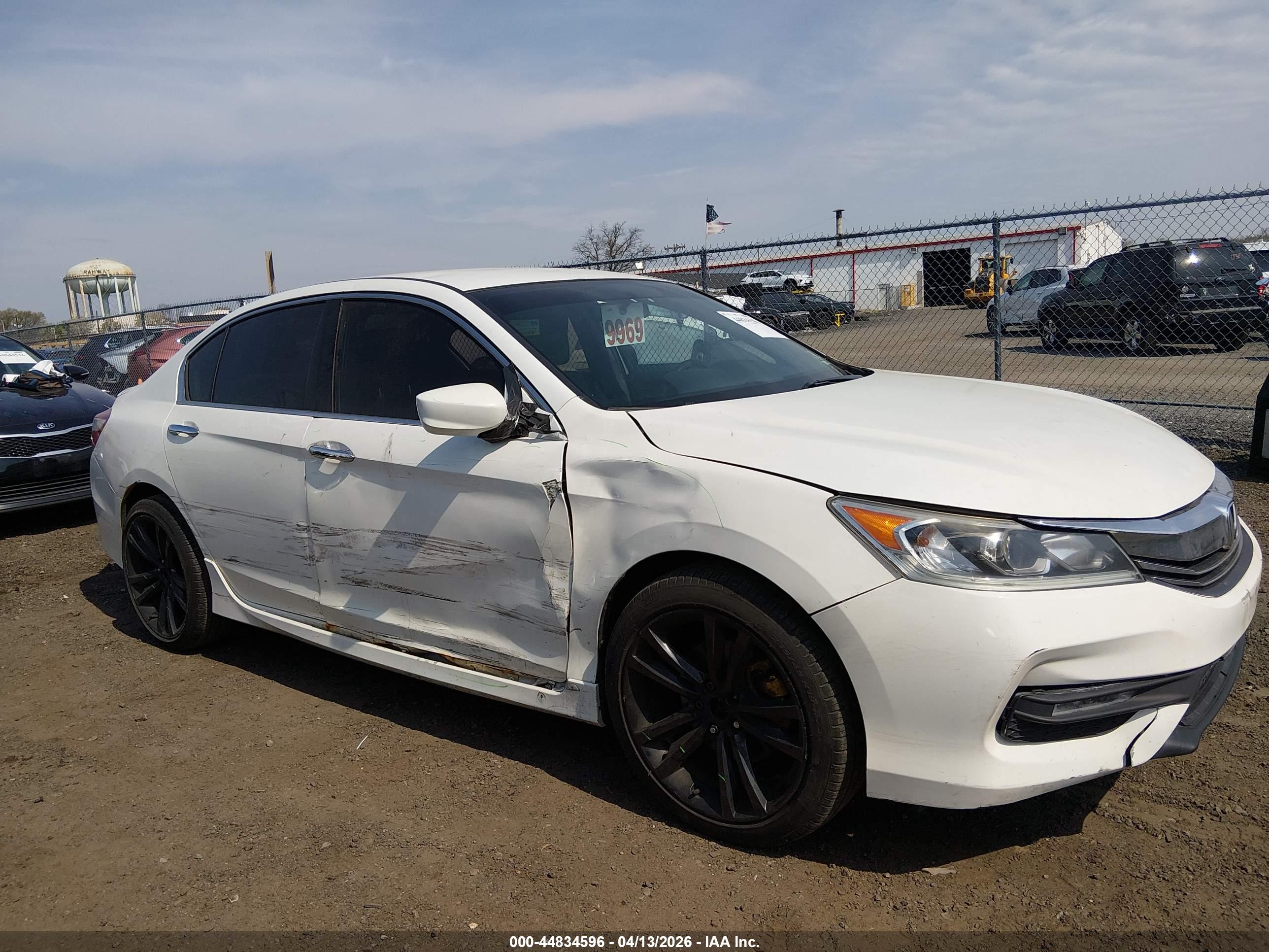 HONDA ACCORD image 6