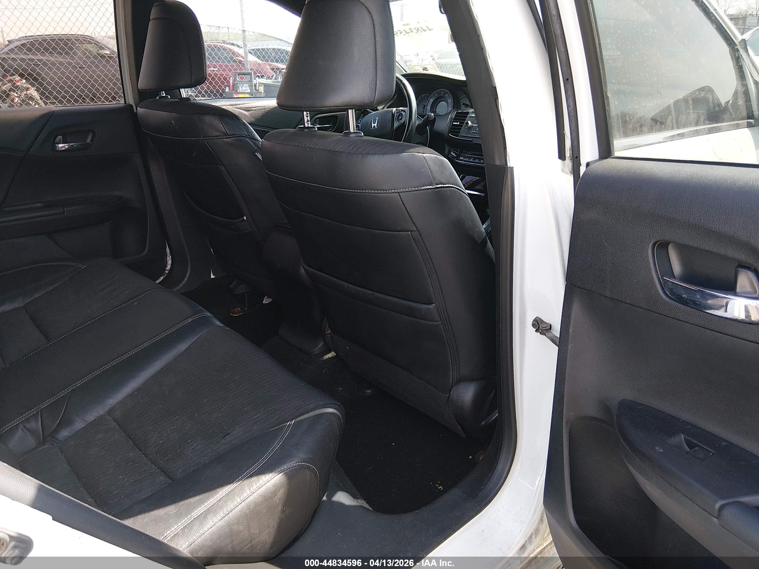 HONDA ACCORD image 8