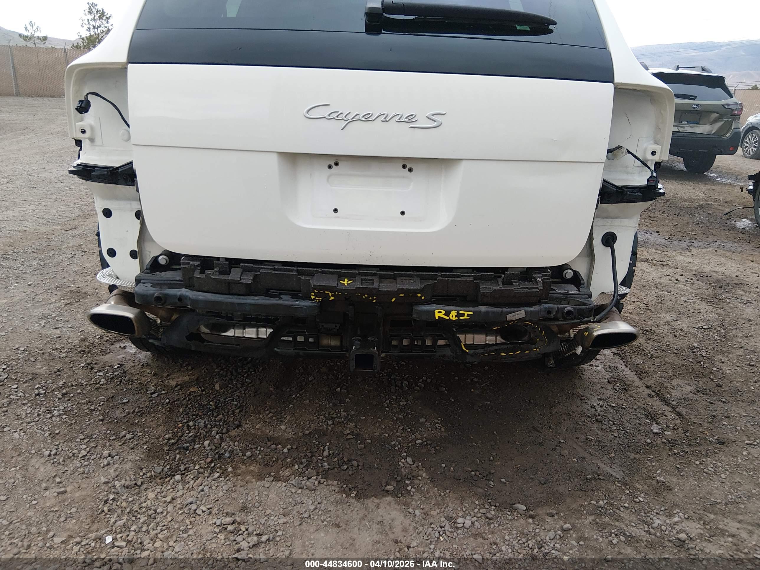 PORSCHE CAYENNE image 6