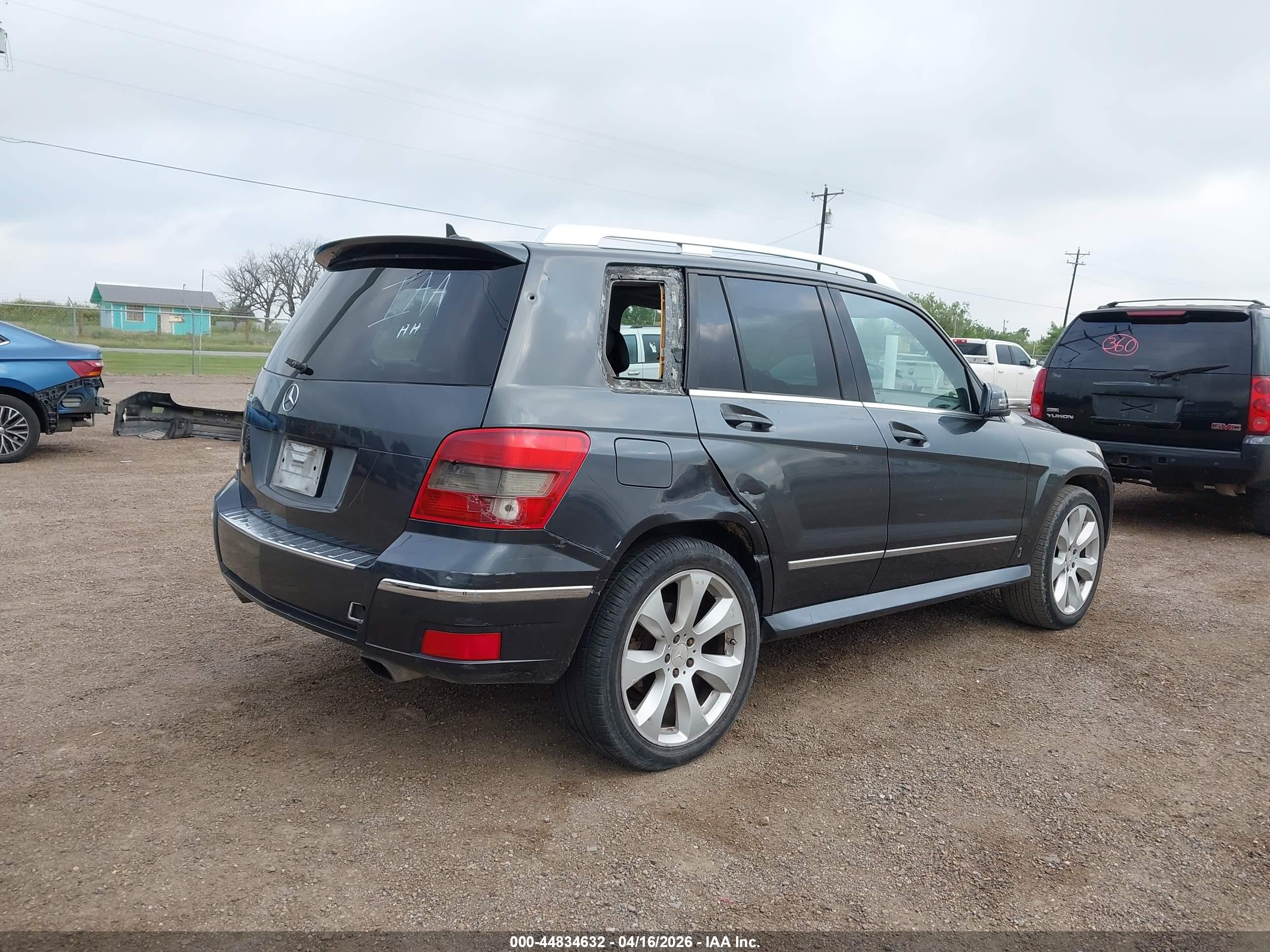 MERCEDES-BENZ GLK image 4