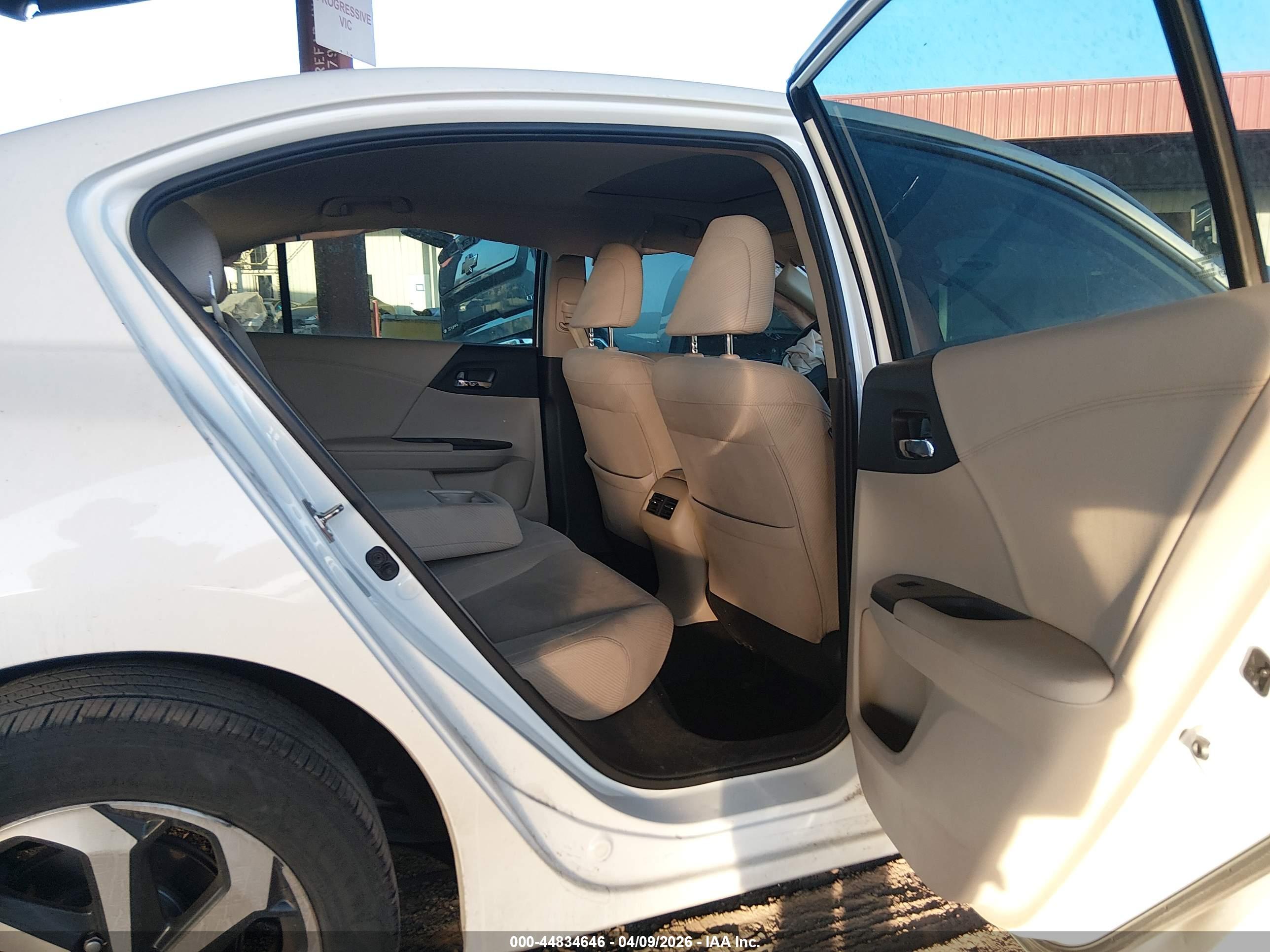 HONDA ACCORD image 8