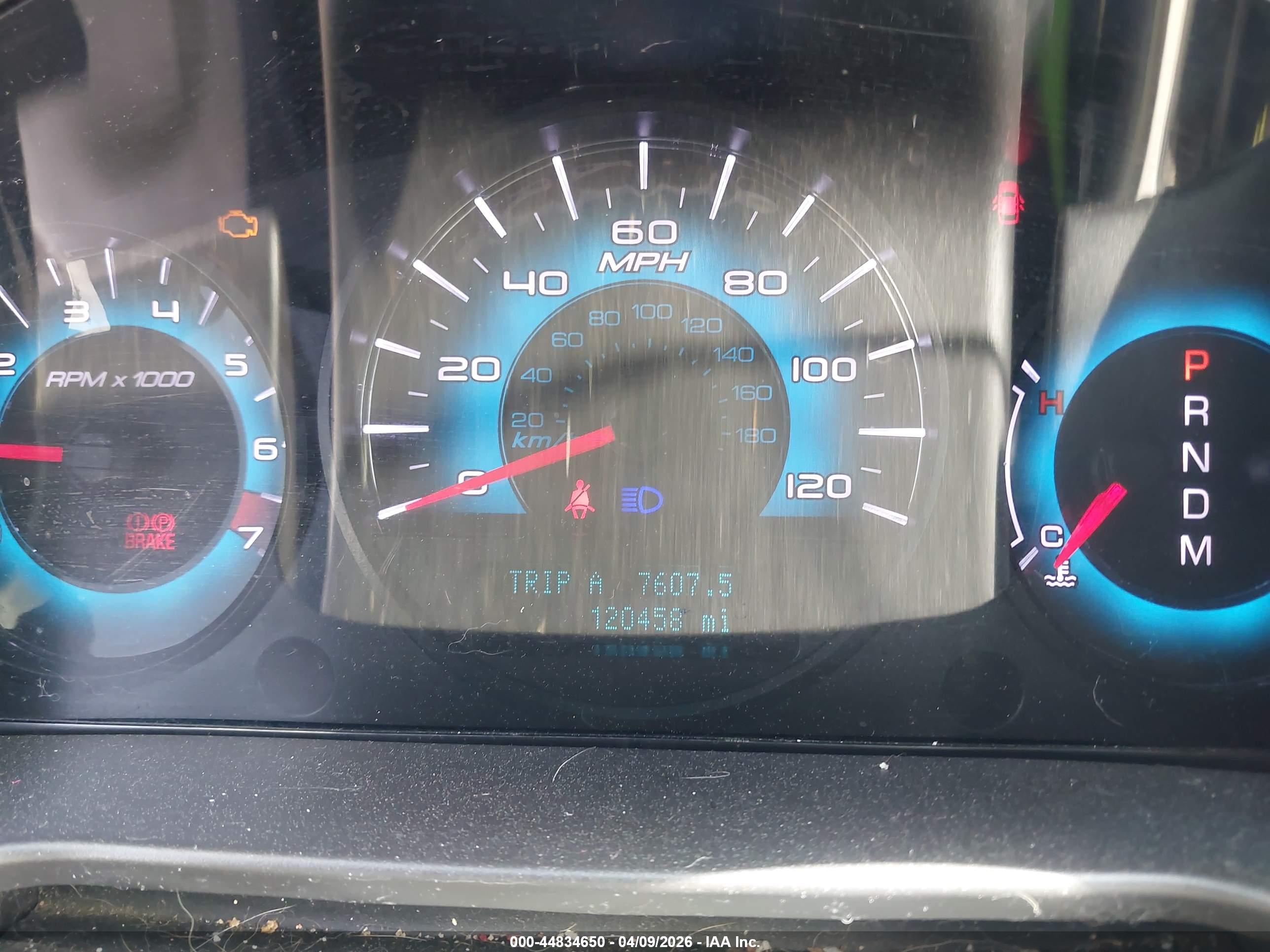 FORD FUSION image 7