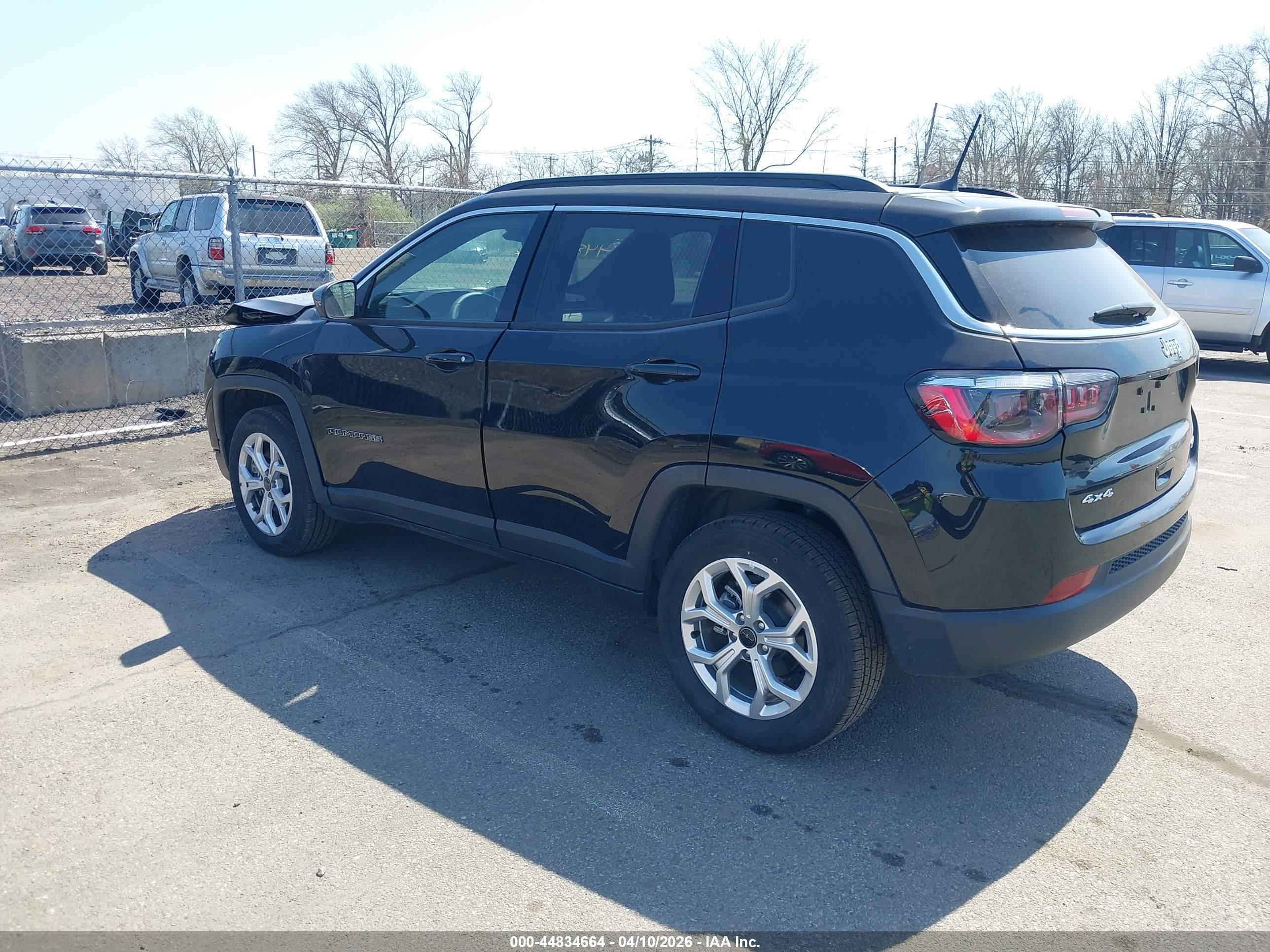 JEEP COMPASS image 3