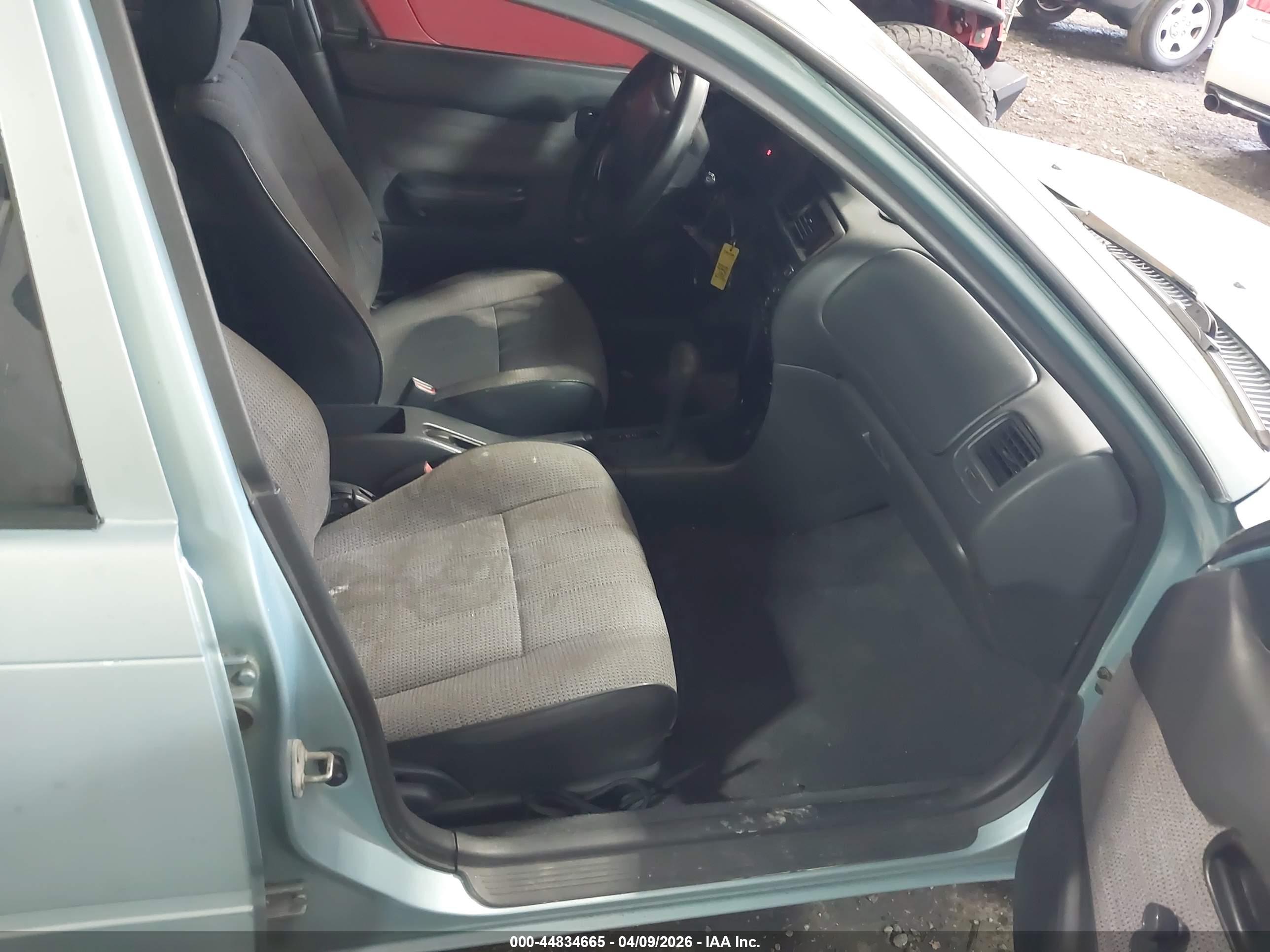 TOYOTA COROLLA image 5