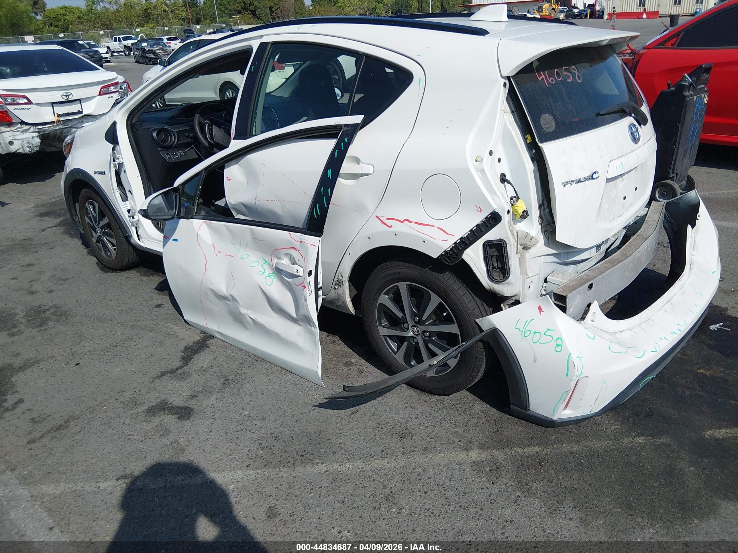 TOYOTA PRIUS image 3