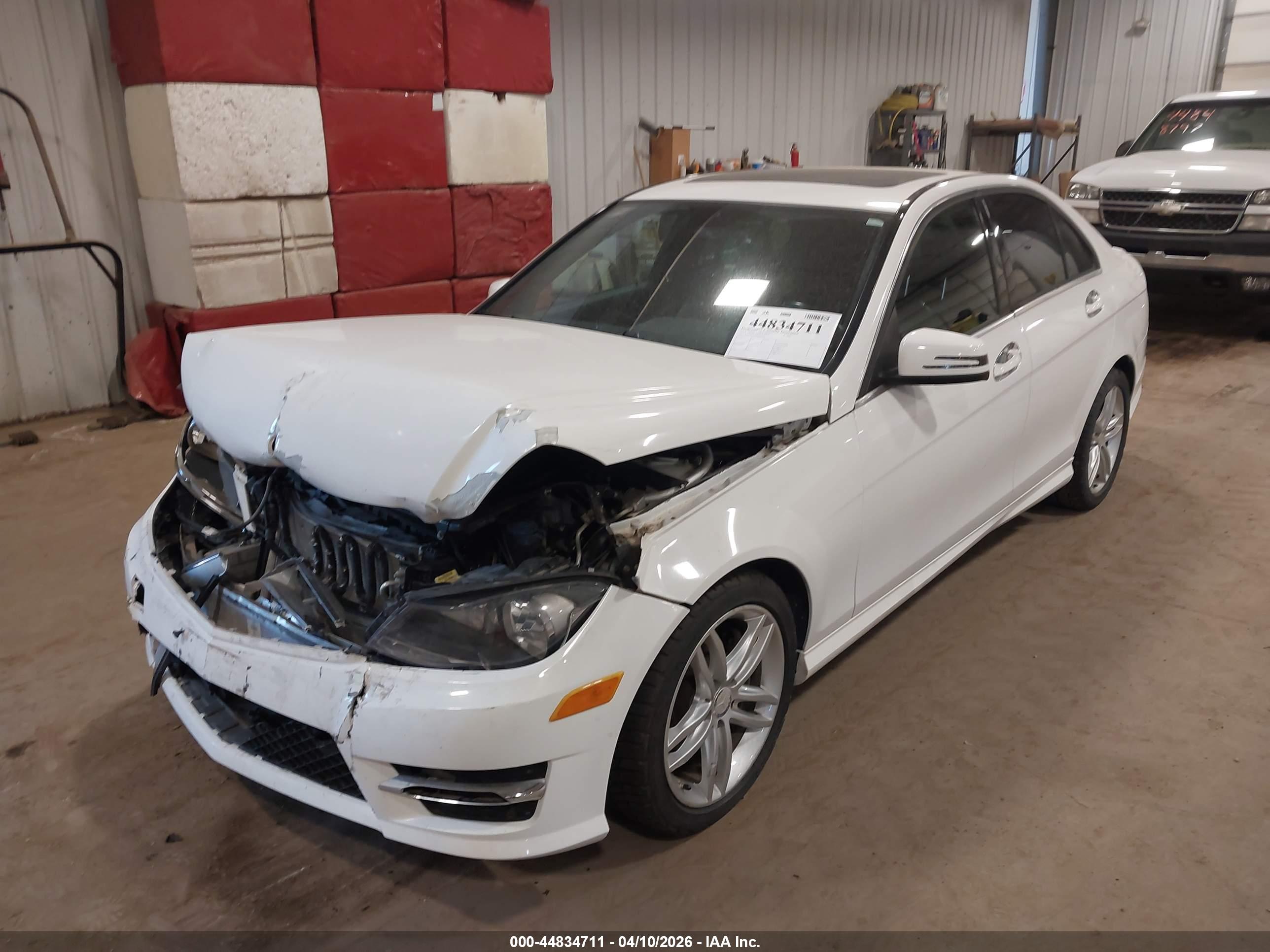 MERCEDES-BENZ C image 2