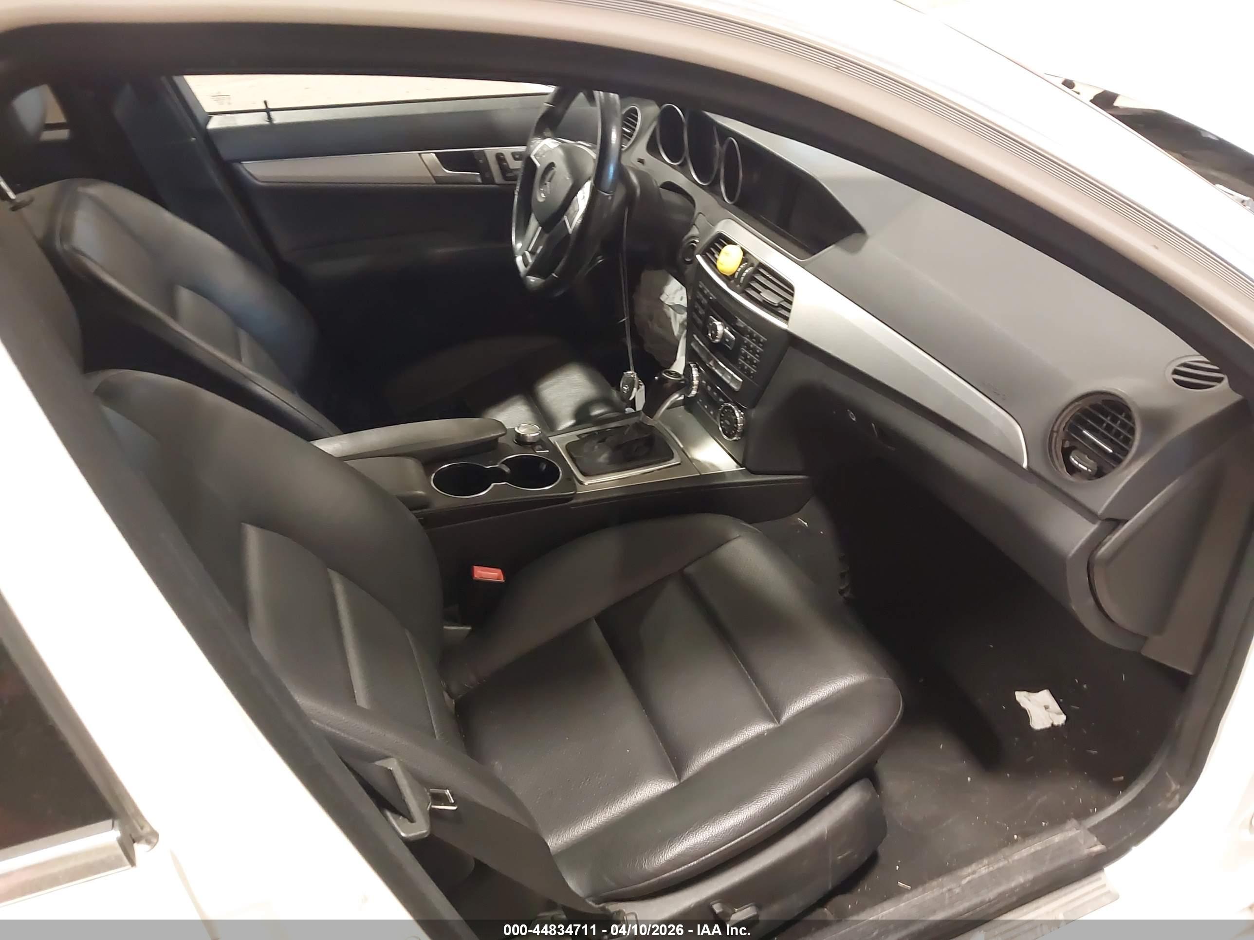 MERCEDES-BENZ C image 5