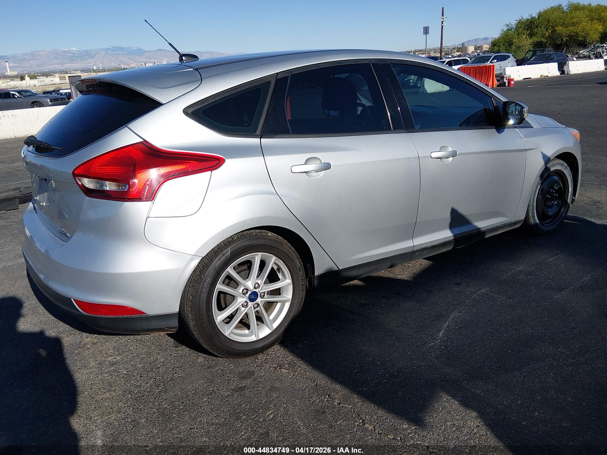 FORD FOCUS image 4
