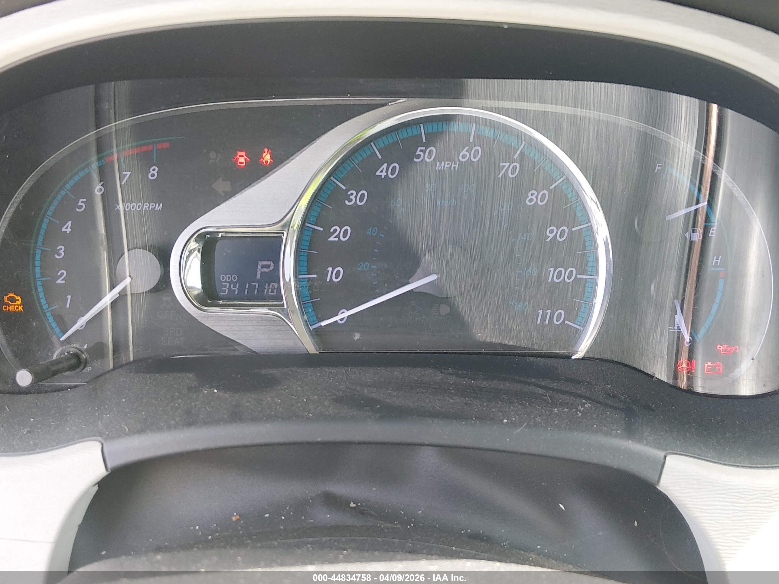 TOYOTA SIENNA image 7