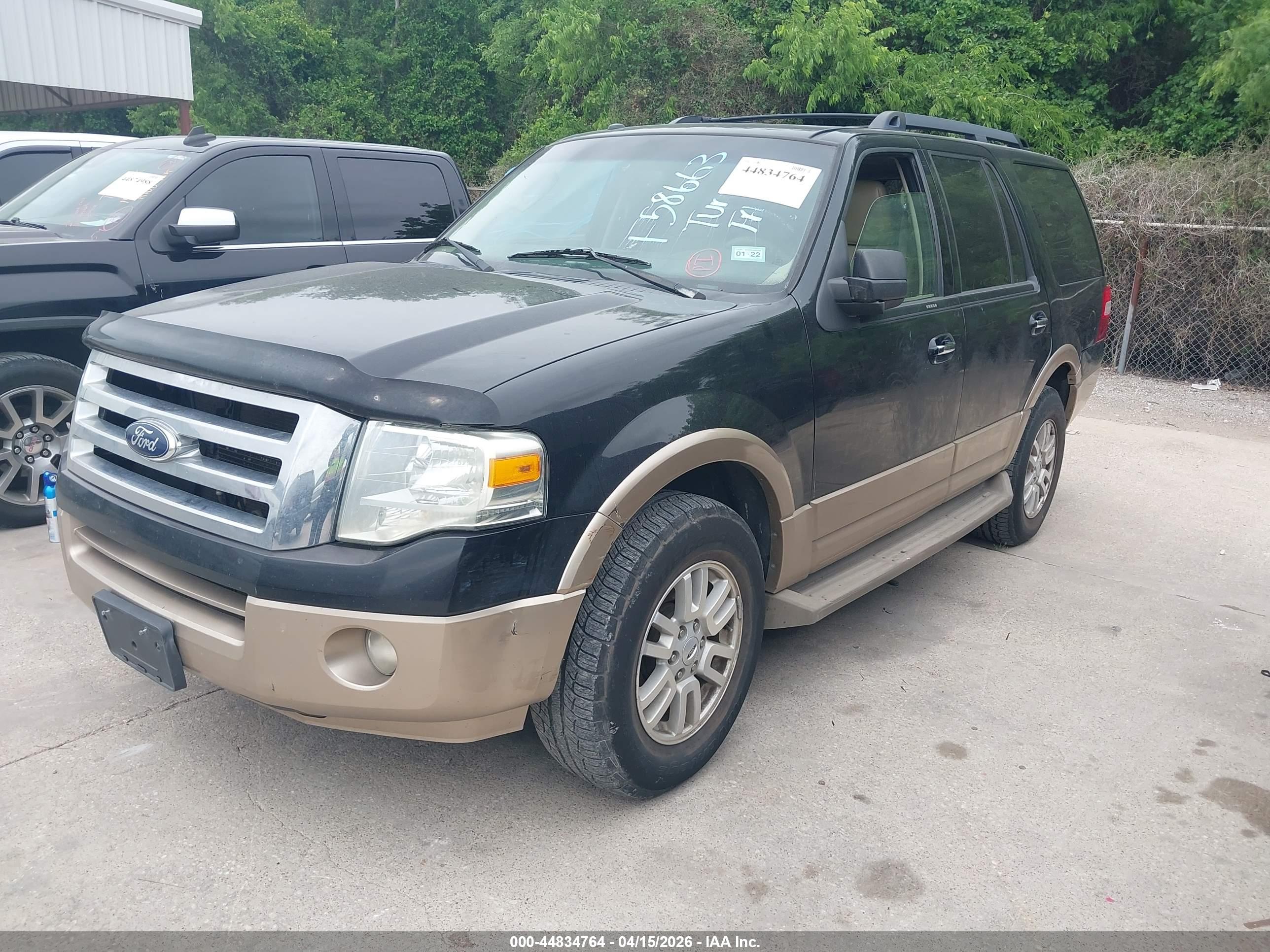 FORD EXPEDITION image 2