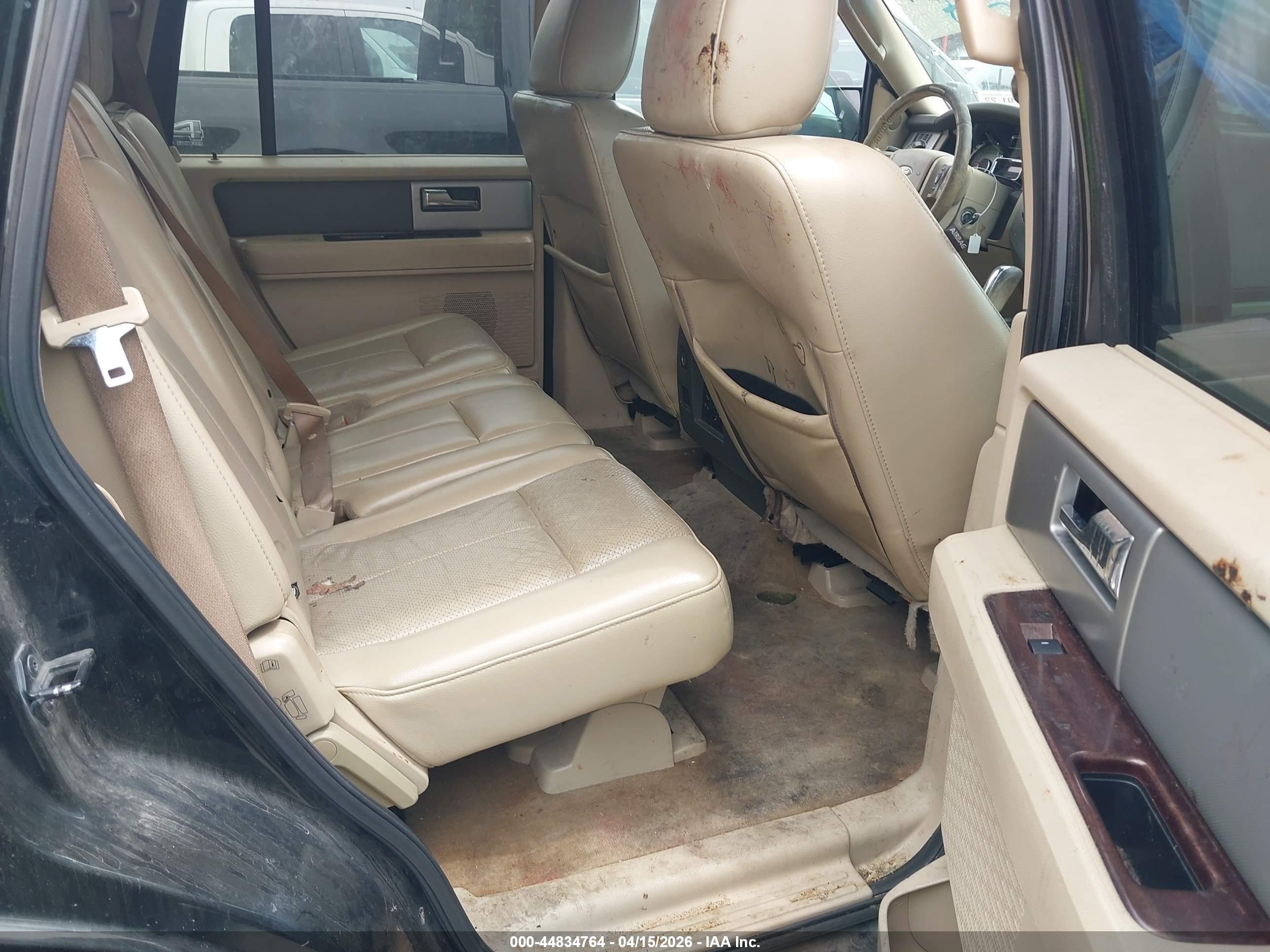 FORD EXPEDITION image 8