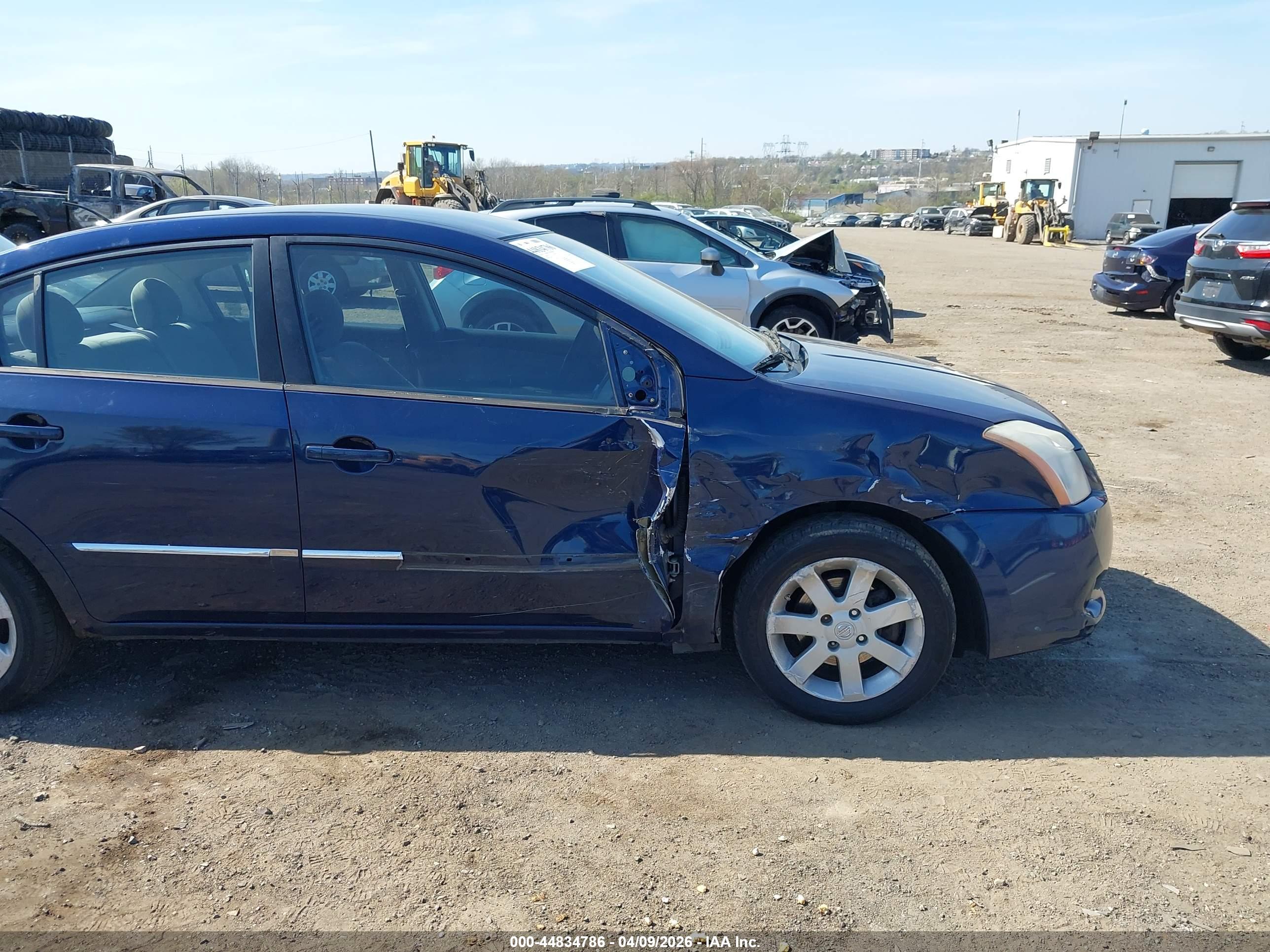 NISSAN SENTRA image 6
