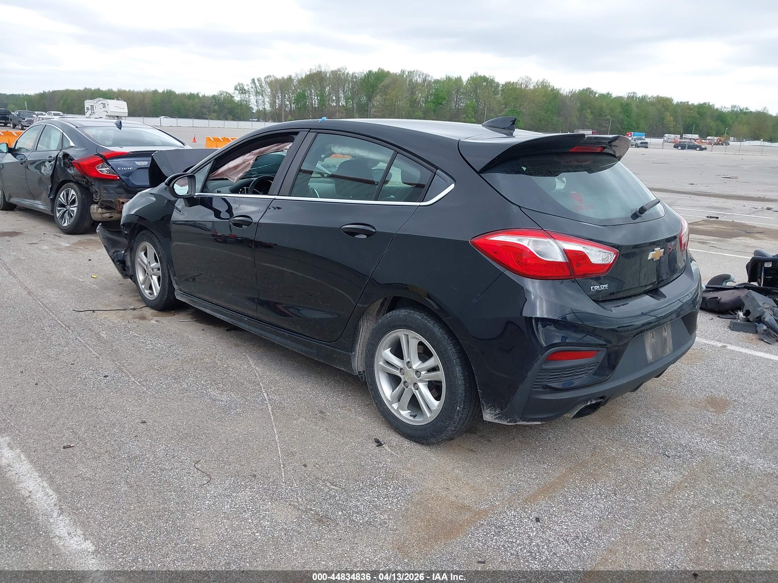 CHEVROLET CRUZE image 3