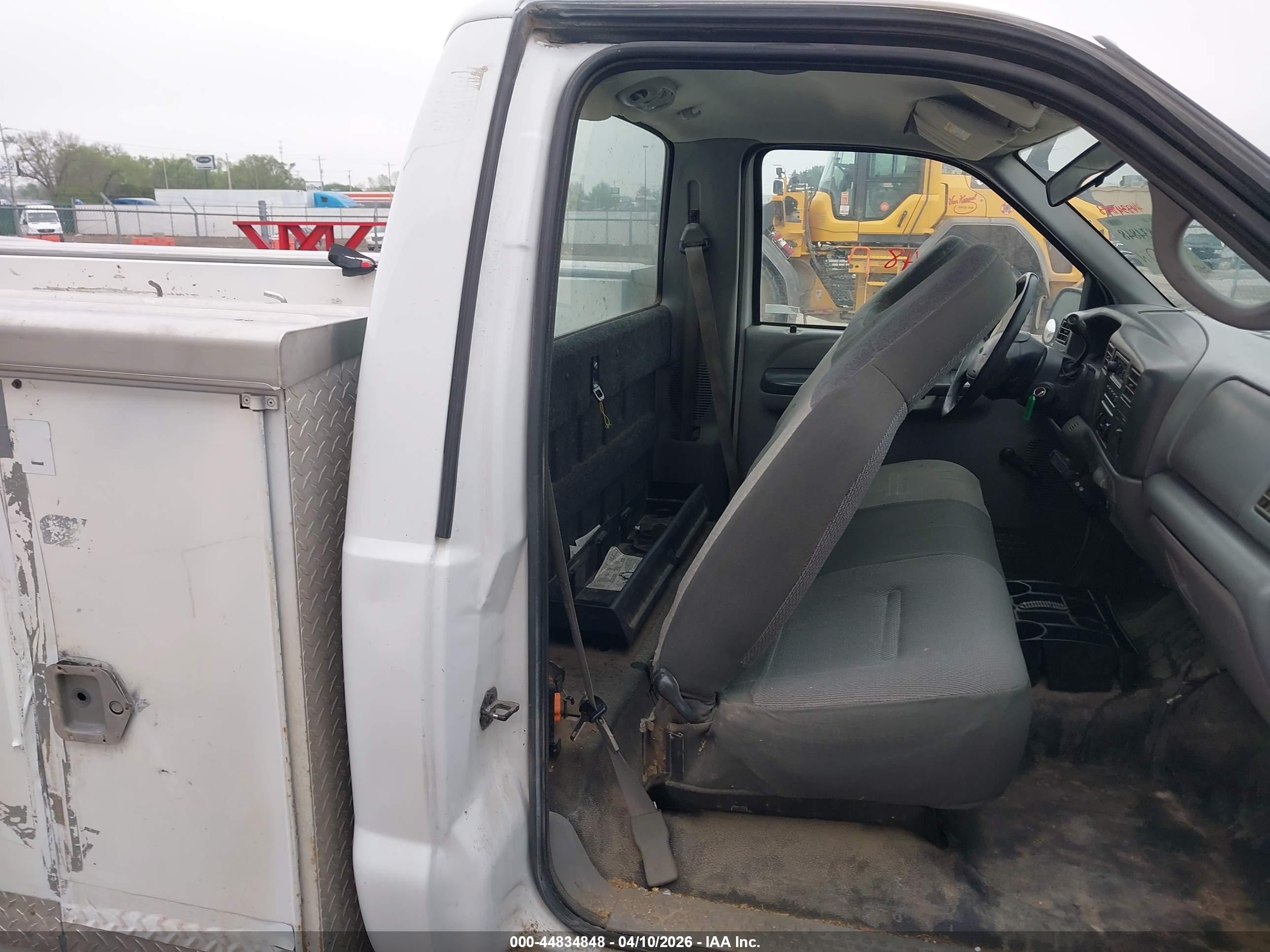 FORD F-250 image 8