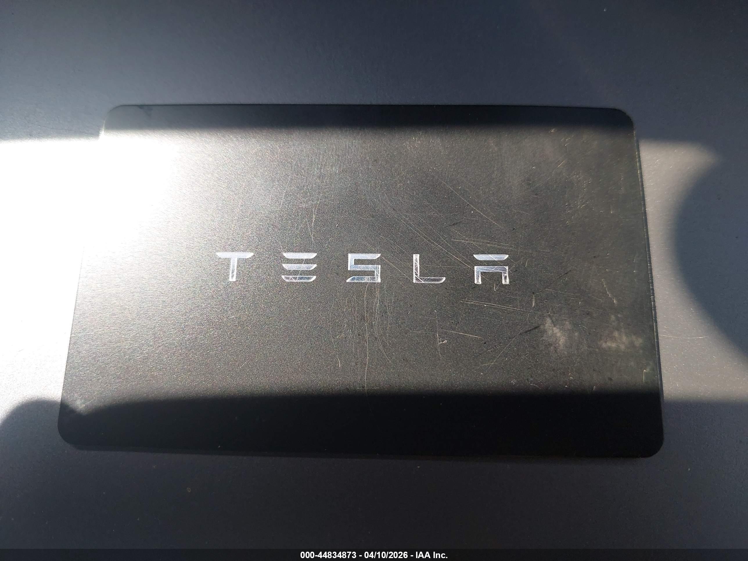 TESLA MODEL image 11