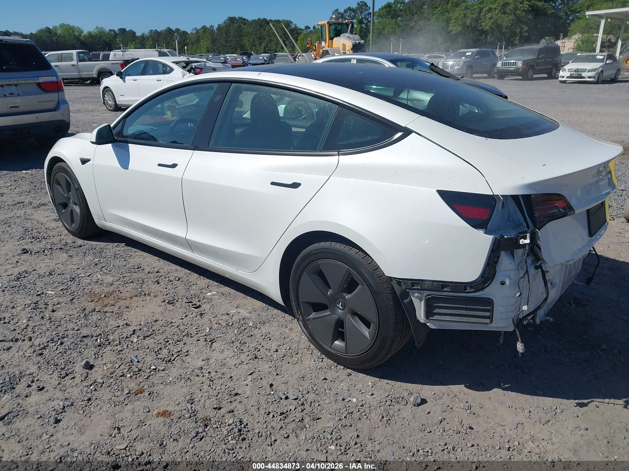 TESLA MODEL image 3