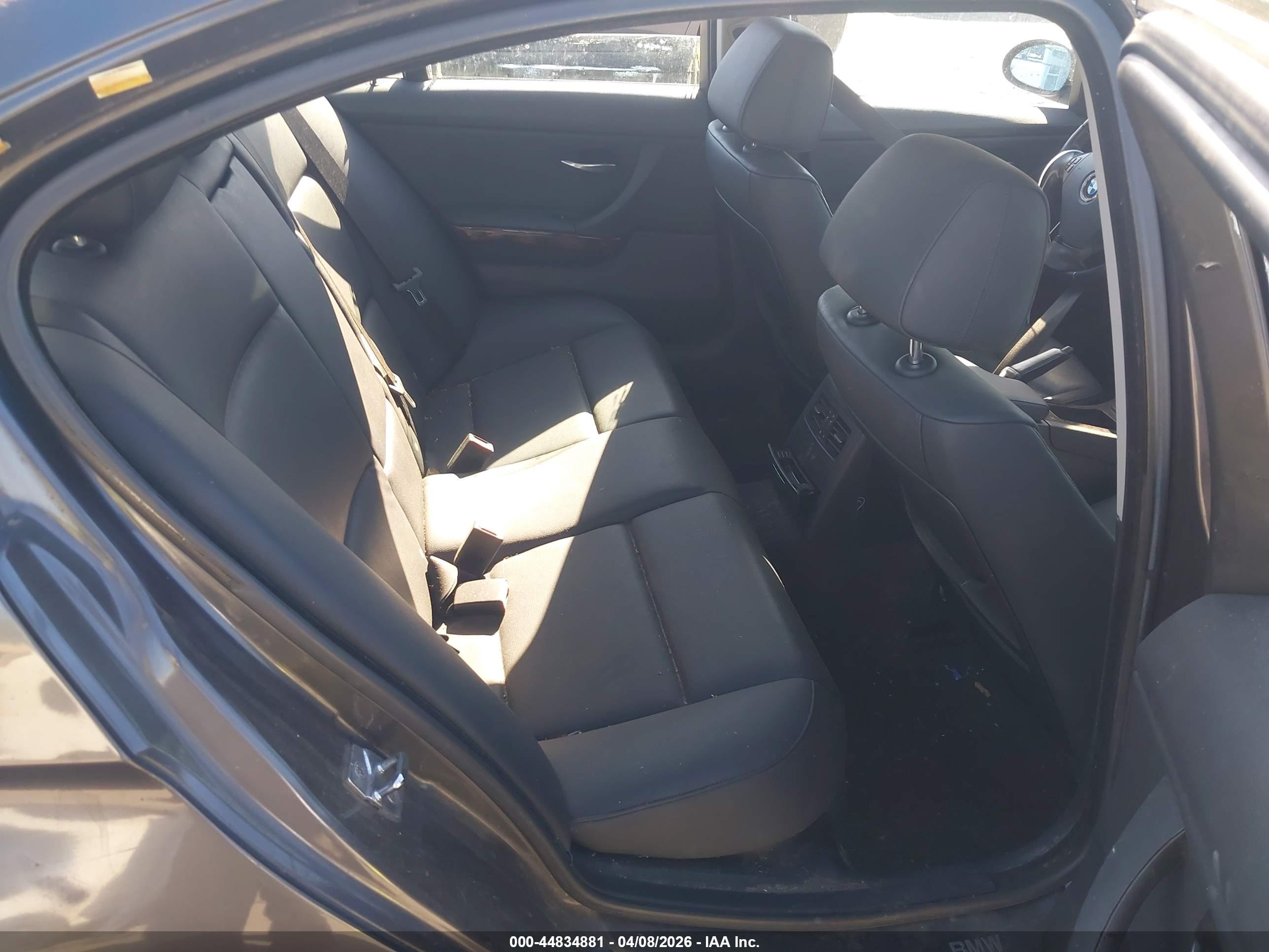 BMW 328I image 8