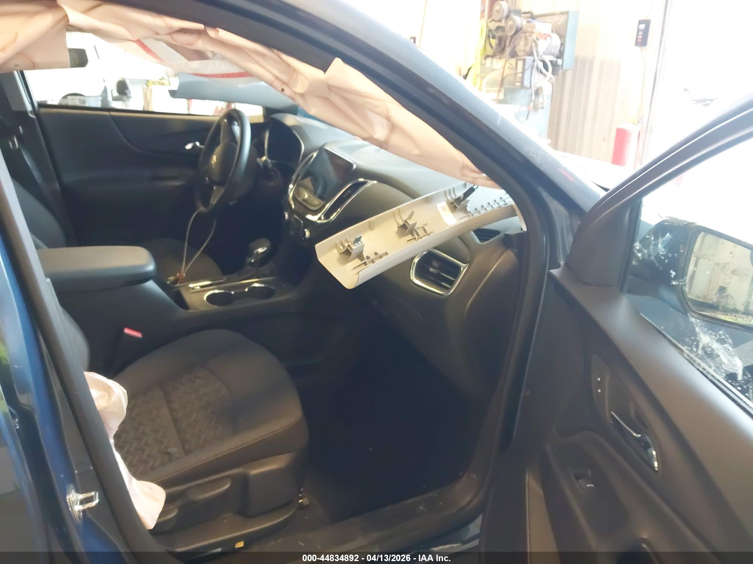 CHEVROLET EQUINOX image 5
