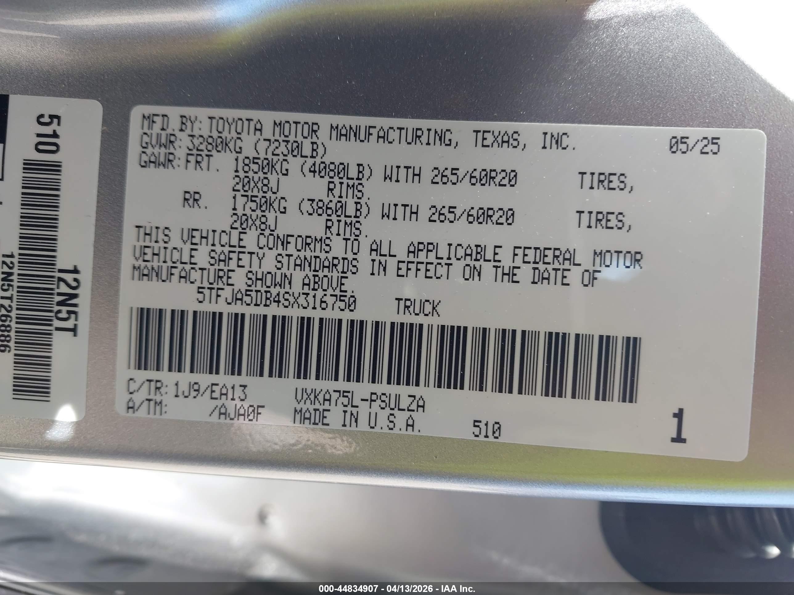 TOYOTA TUNDRA image 9