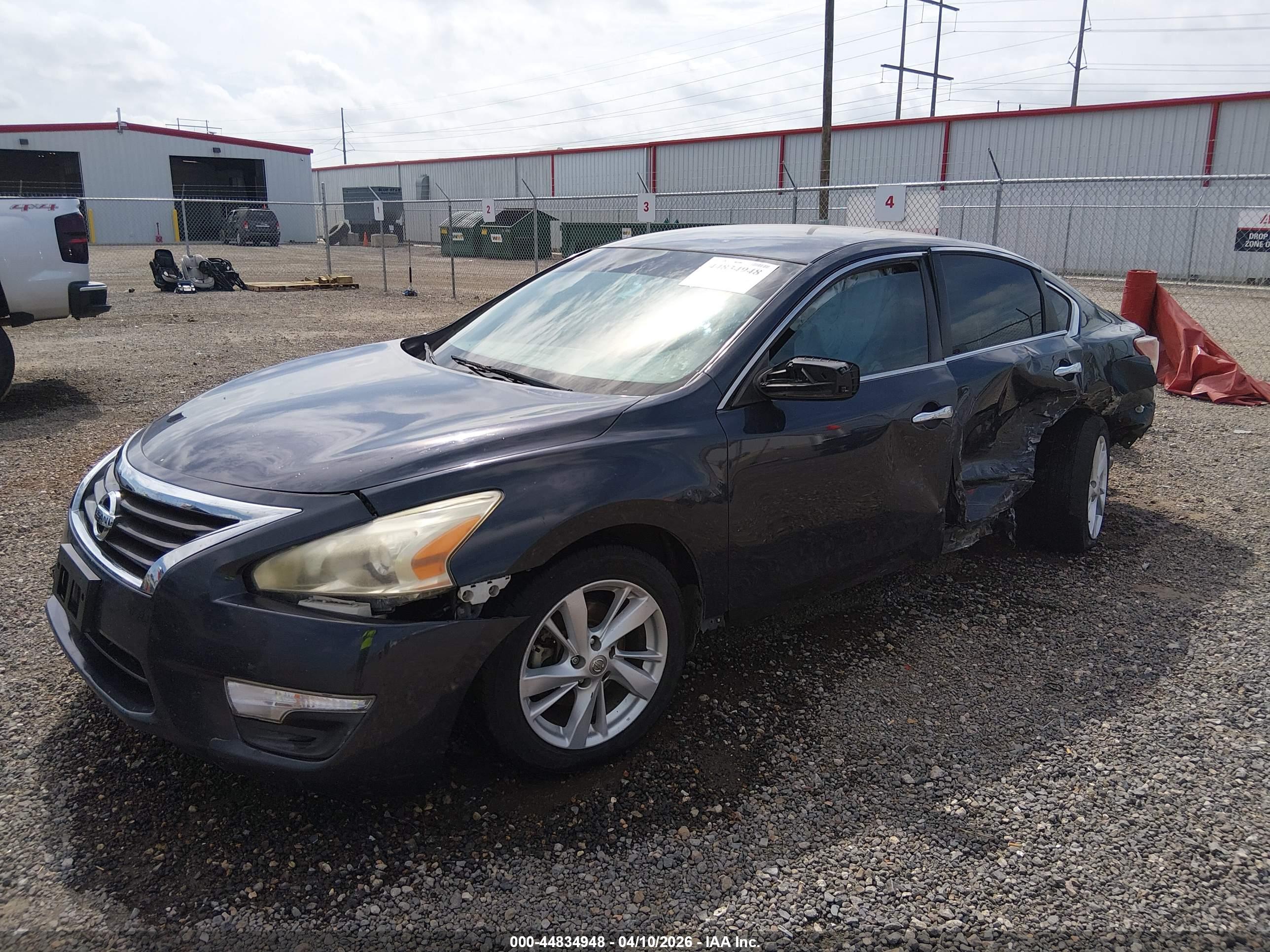 NISSAN ALTIMA image 2
