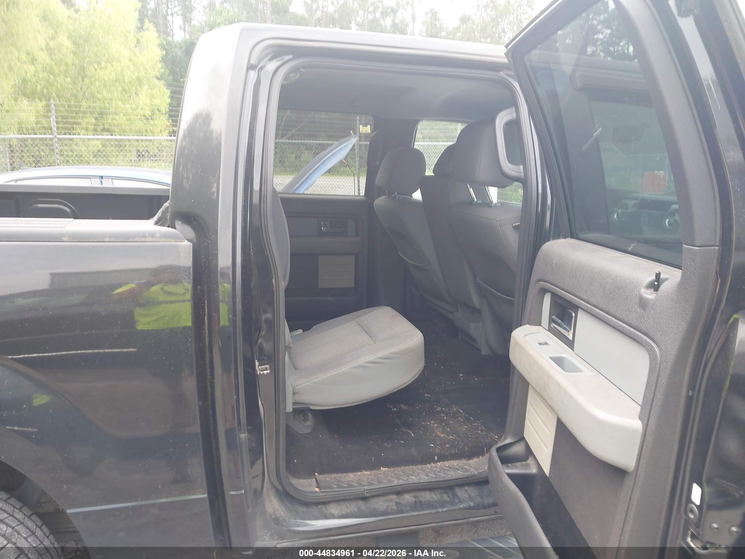 FORD F-150 image 8