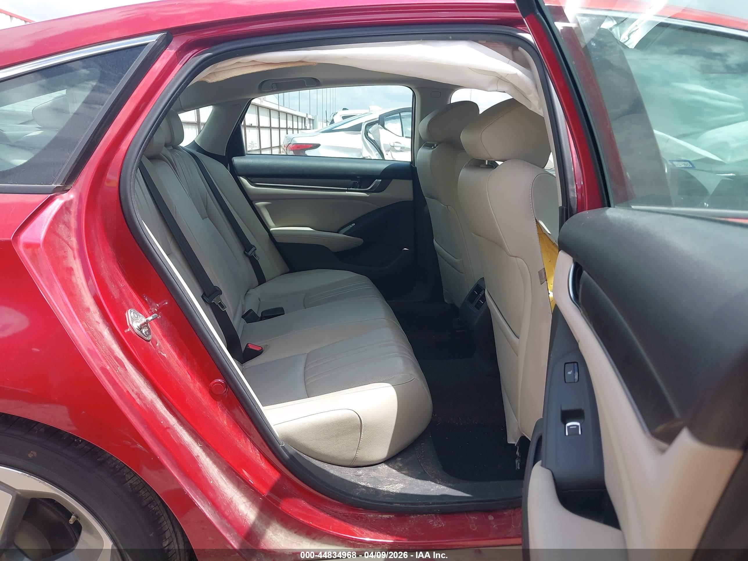 HONDA ACCORD image 8
