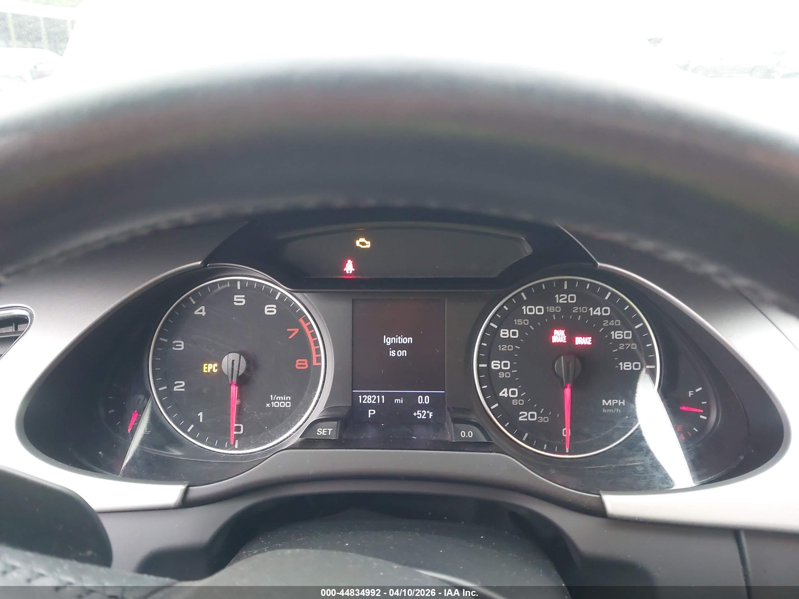 AUDI A4 image 7