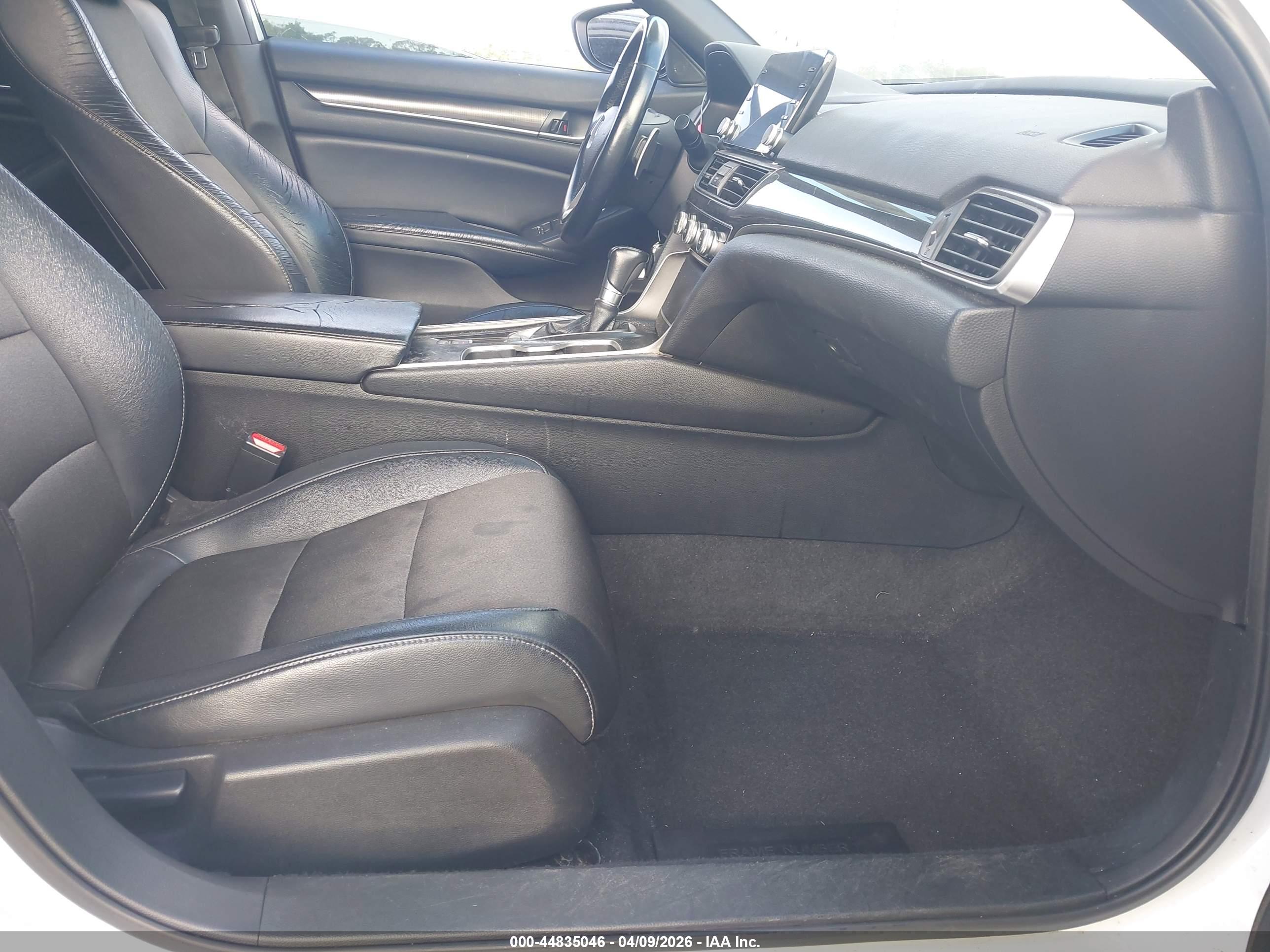 HONDA ACCORD image 5
