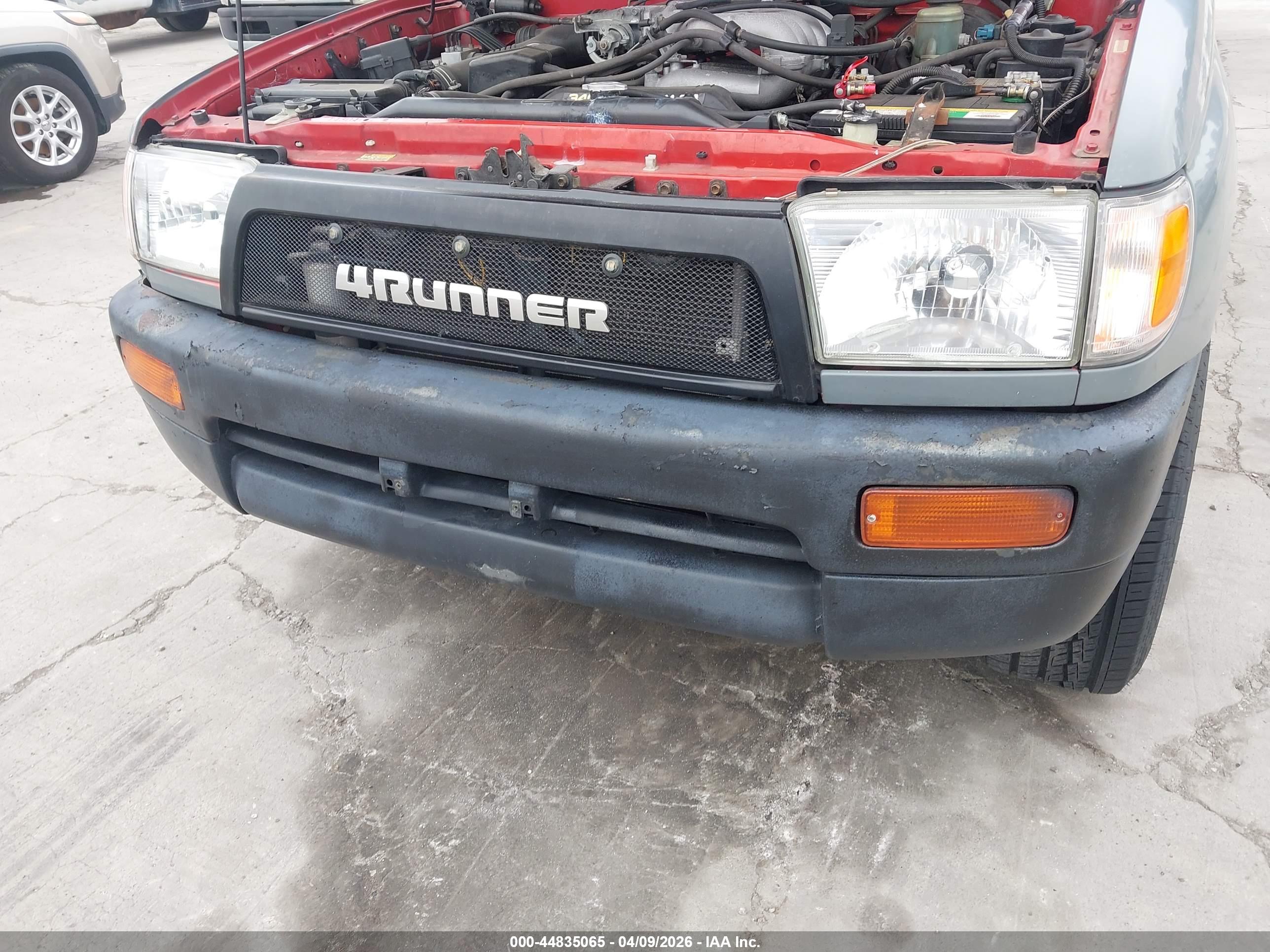 TOYOTA 4RUNNER image 6