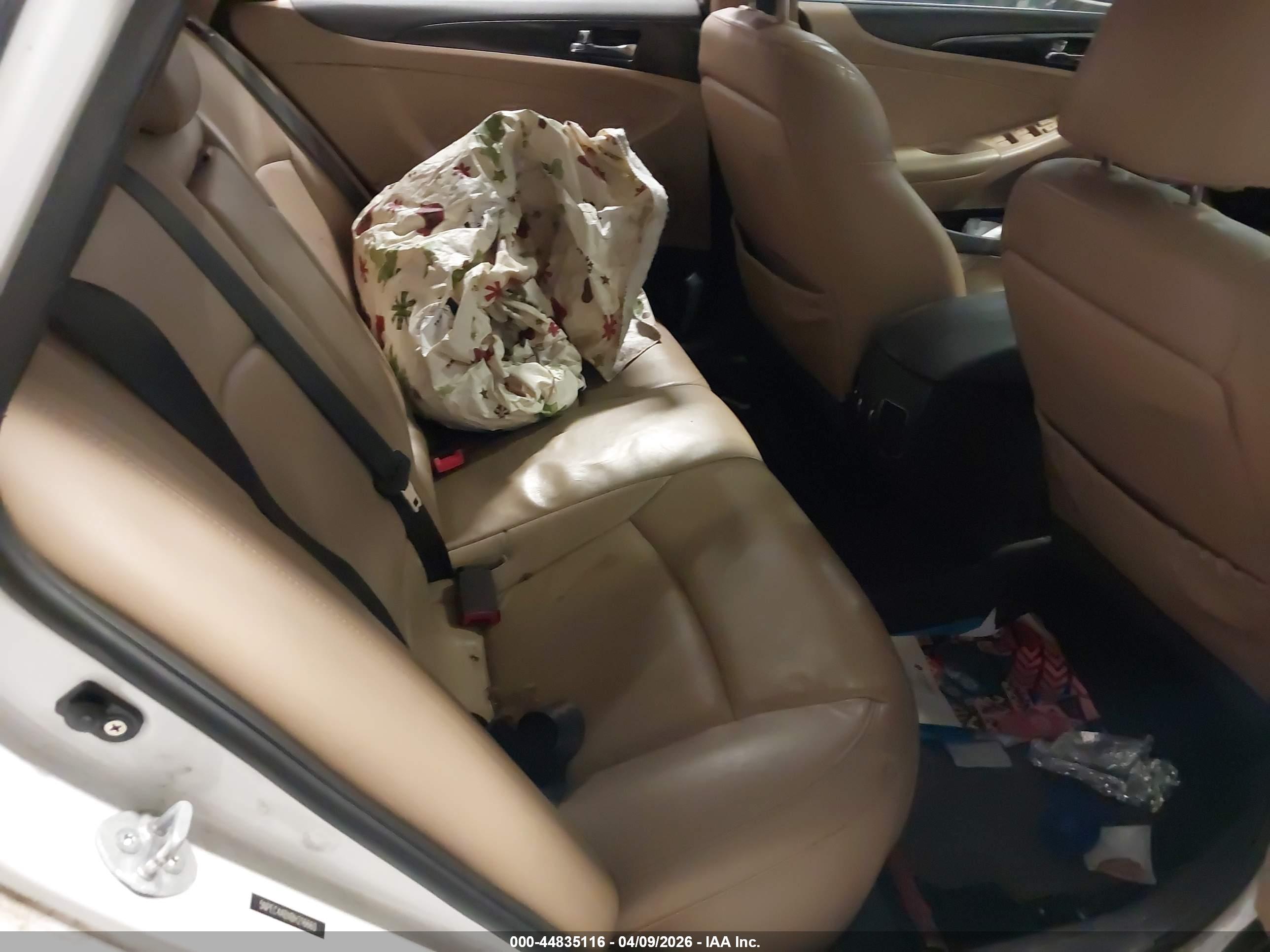 HYUNDAI SONATA image 8