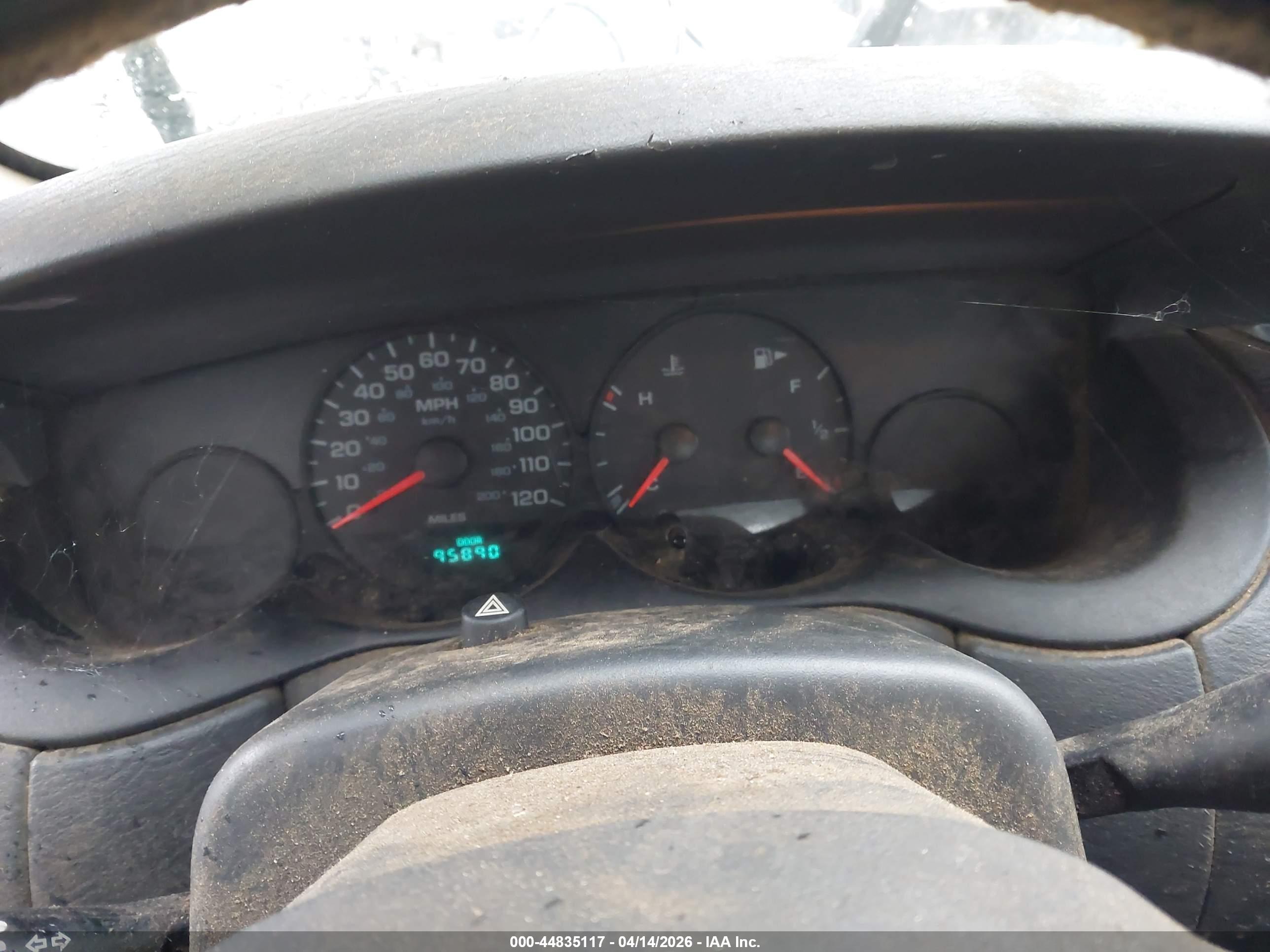 DODGE NEON image 7