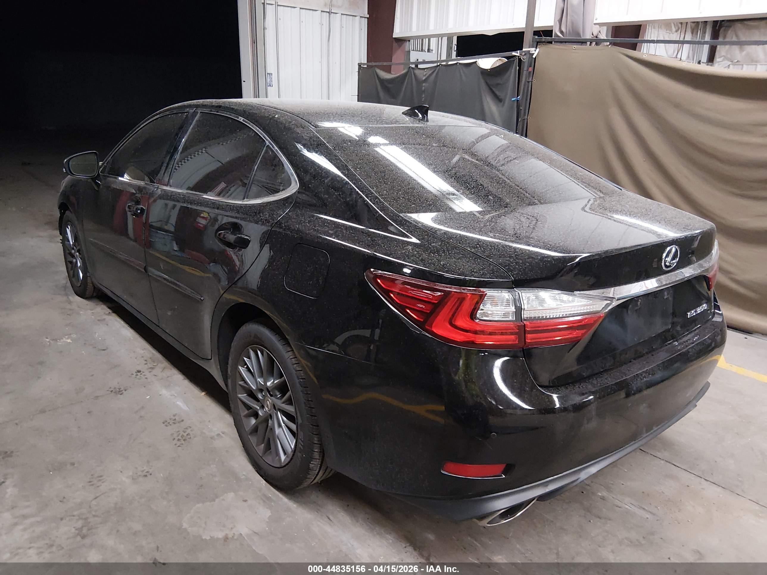 LEXUS ES image 3