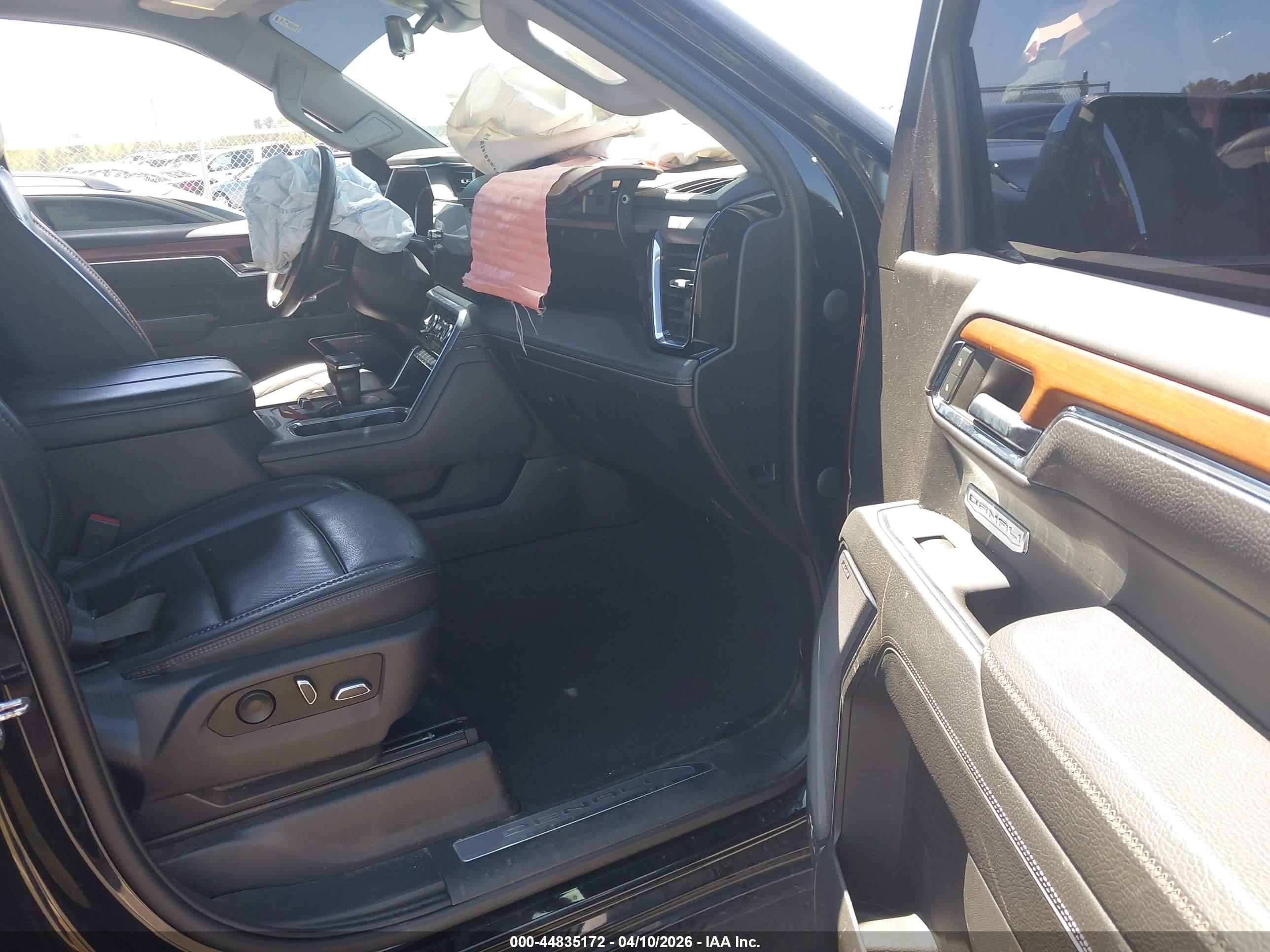 GMC SIERRA image 5