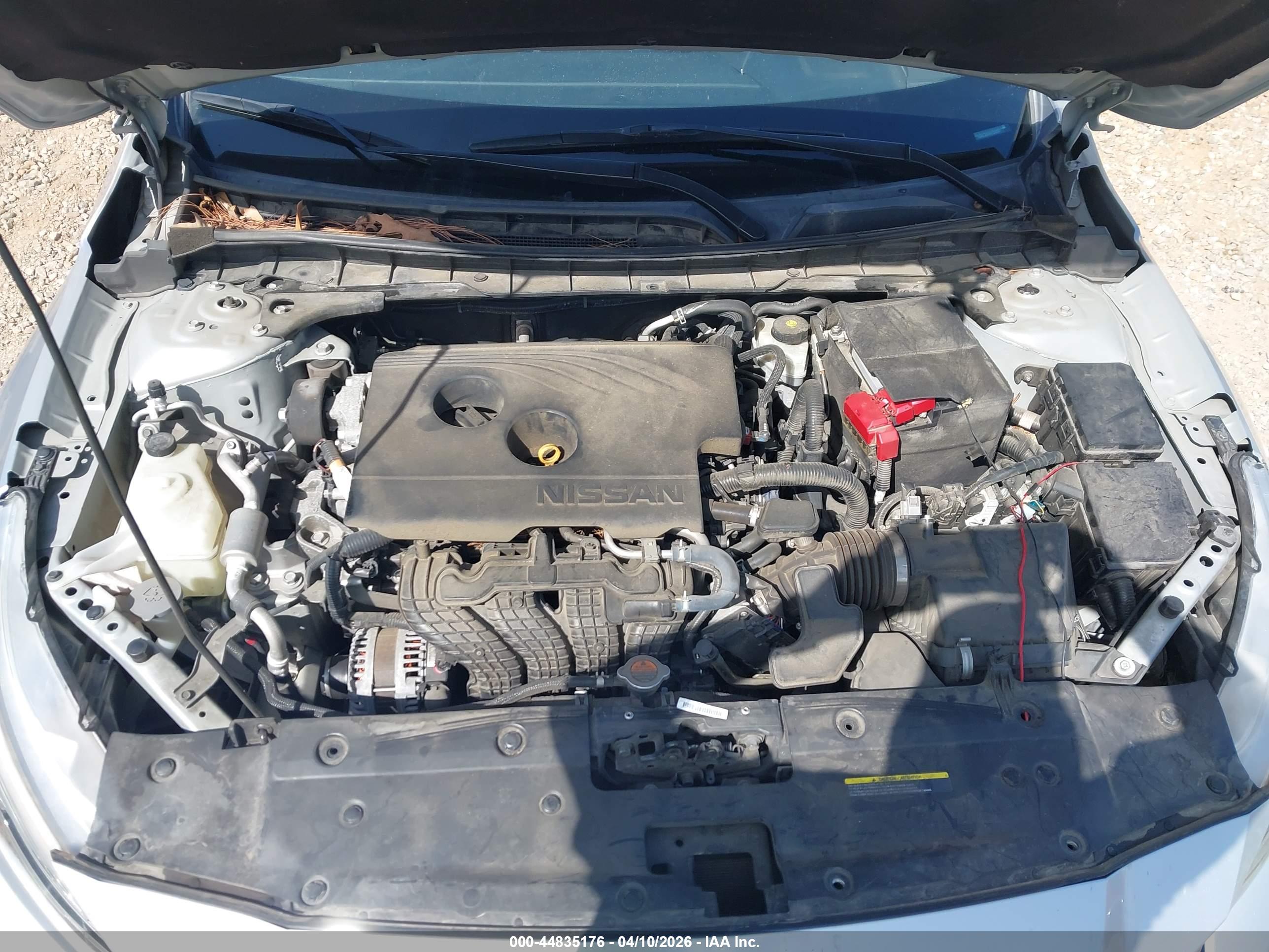 NISSAN ALTIMA image 10
