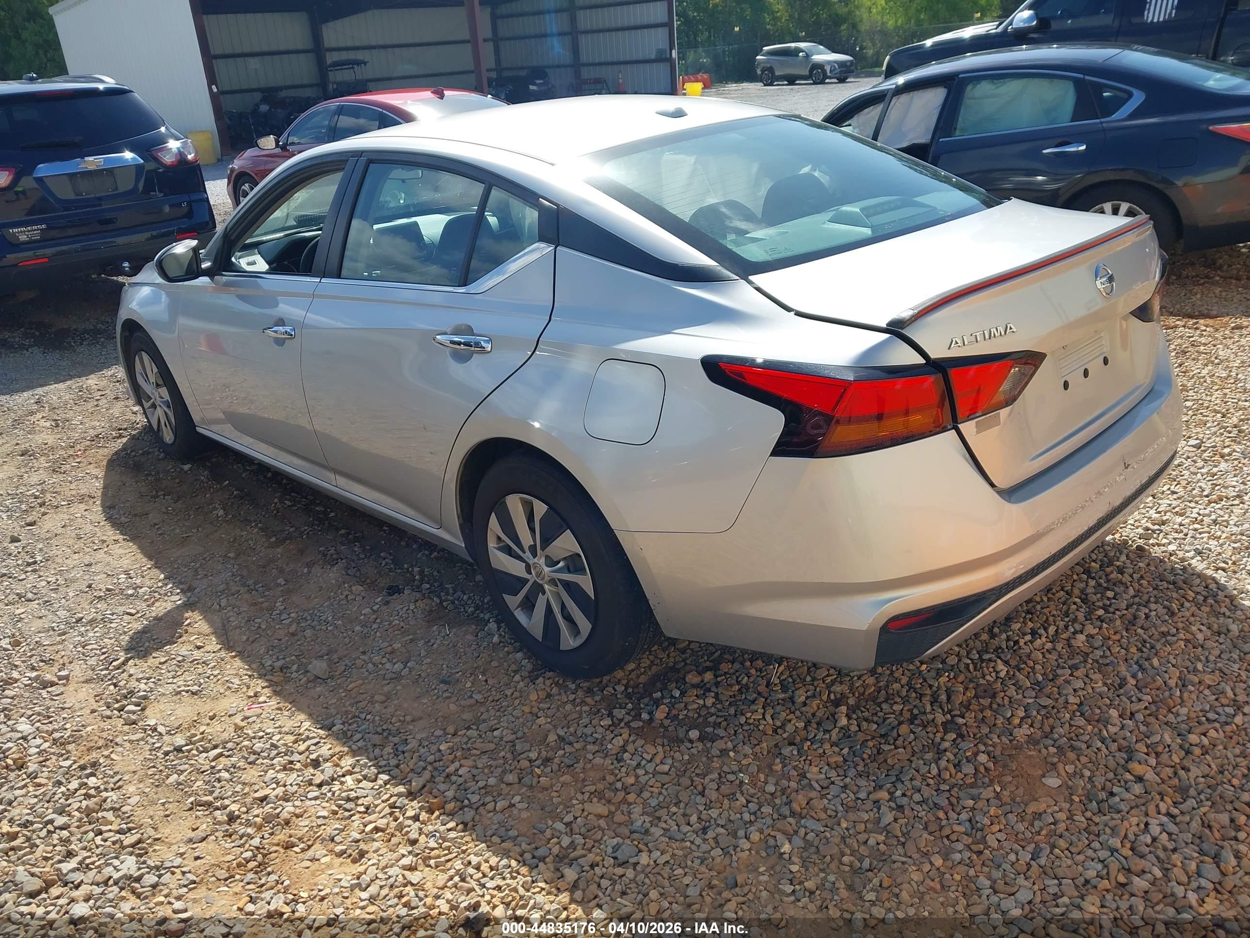 NISSAN ALTIMA image 3