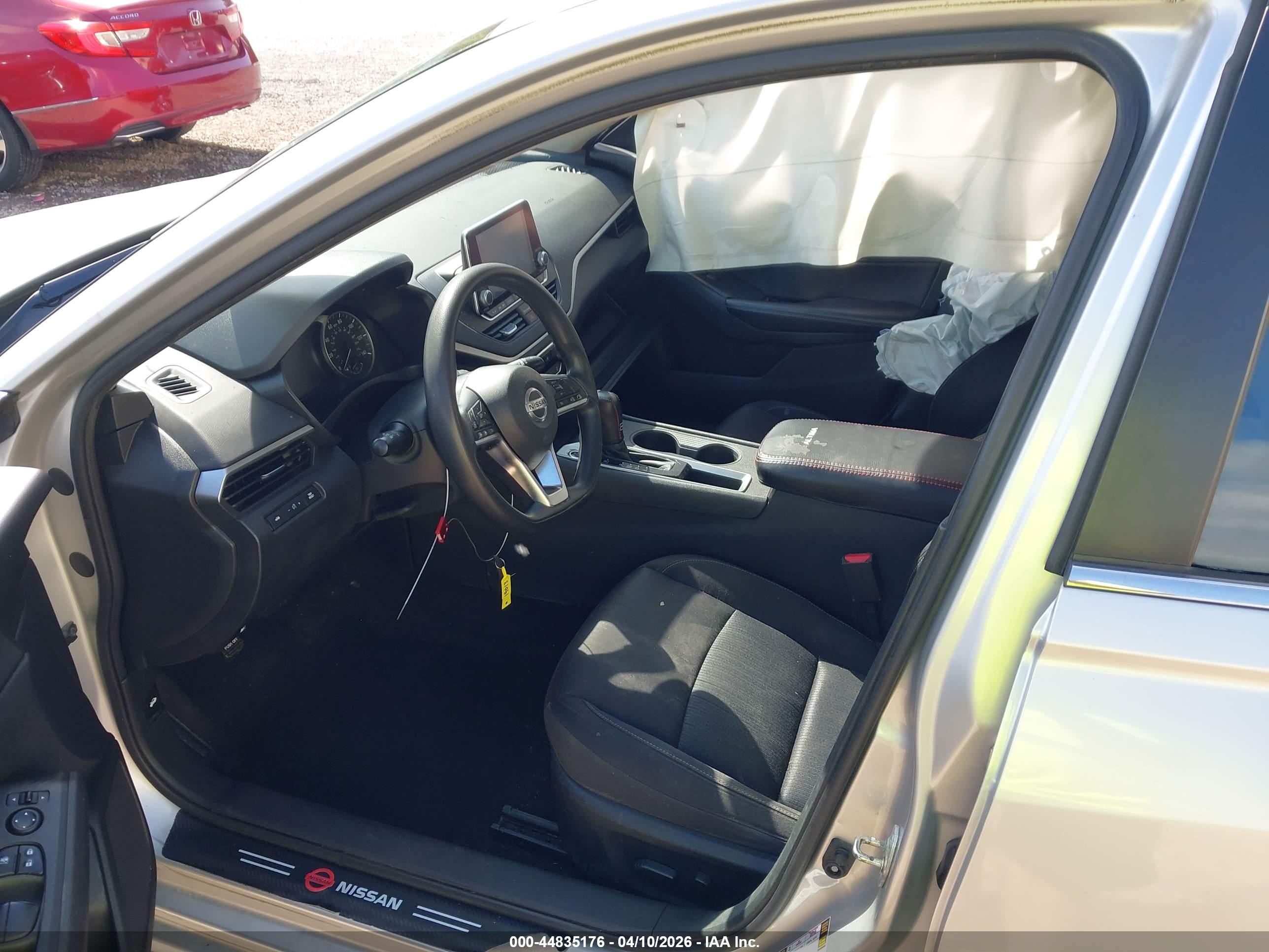 NISSAN ALTIMA image 5