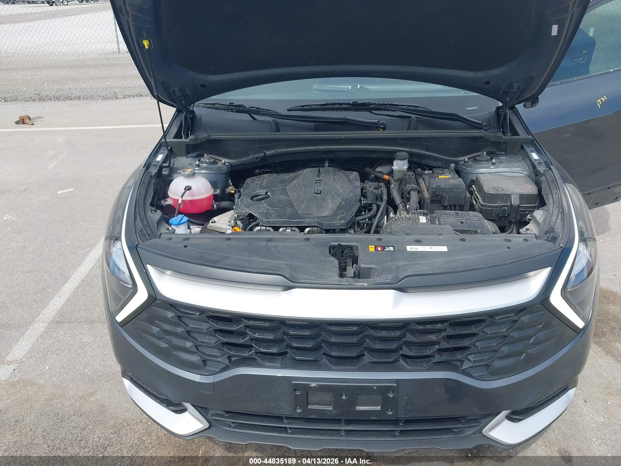 KIA SPORTAGE image 10