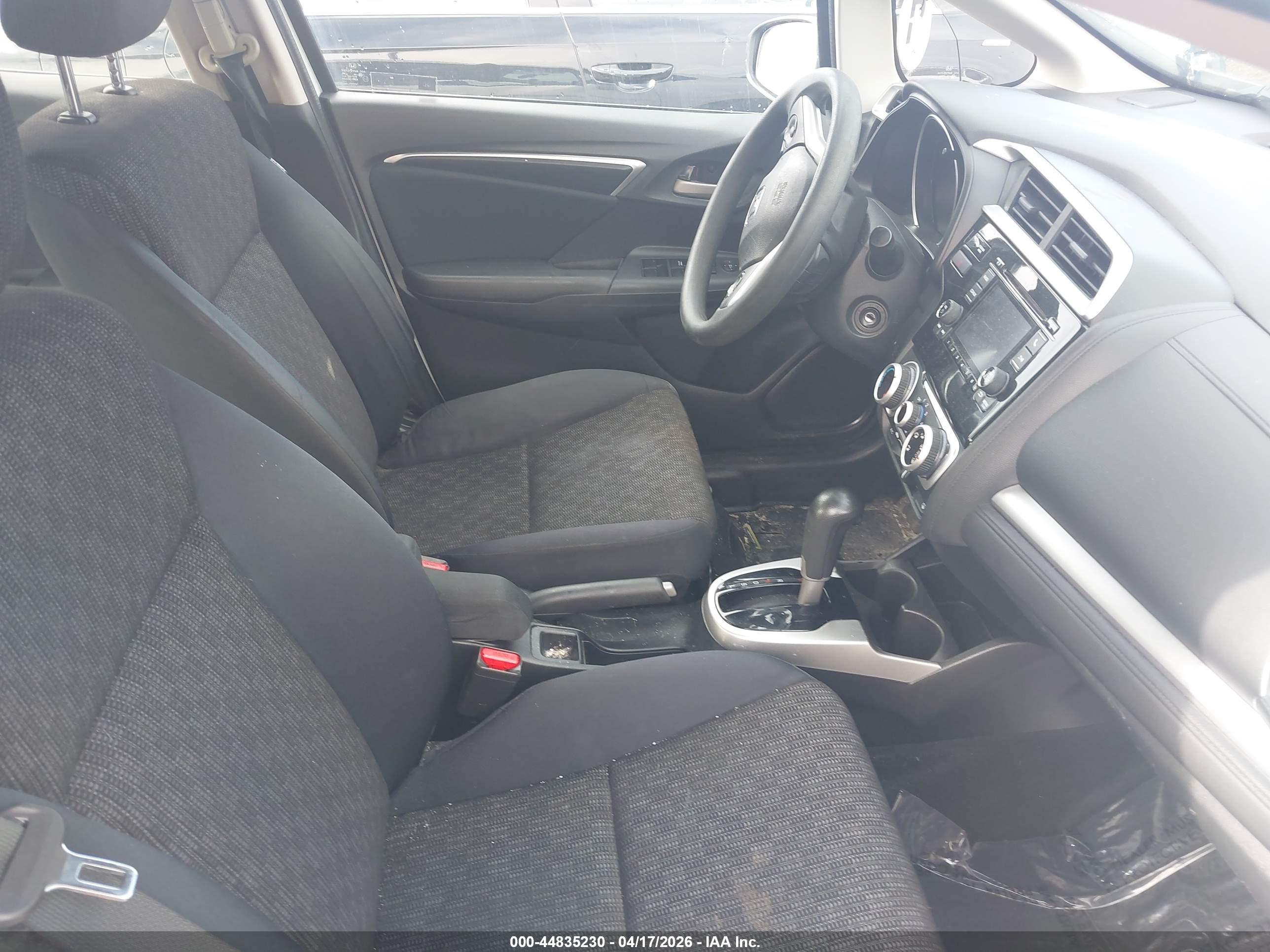 HONDA FIT image 5