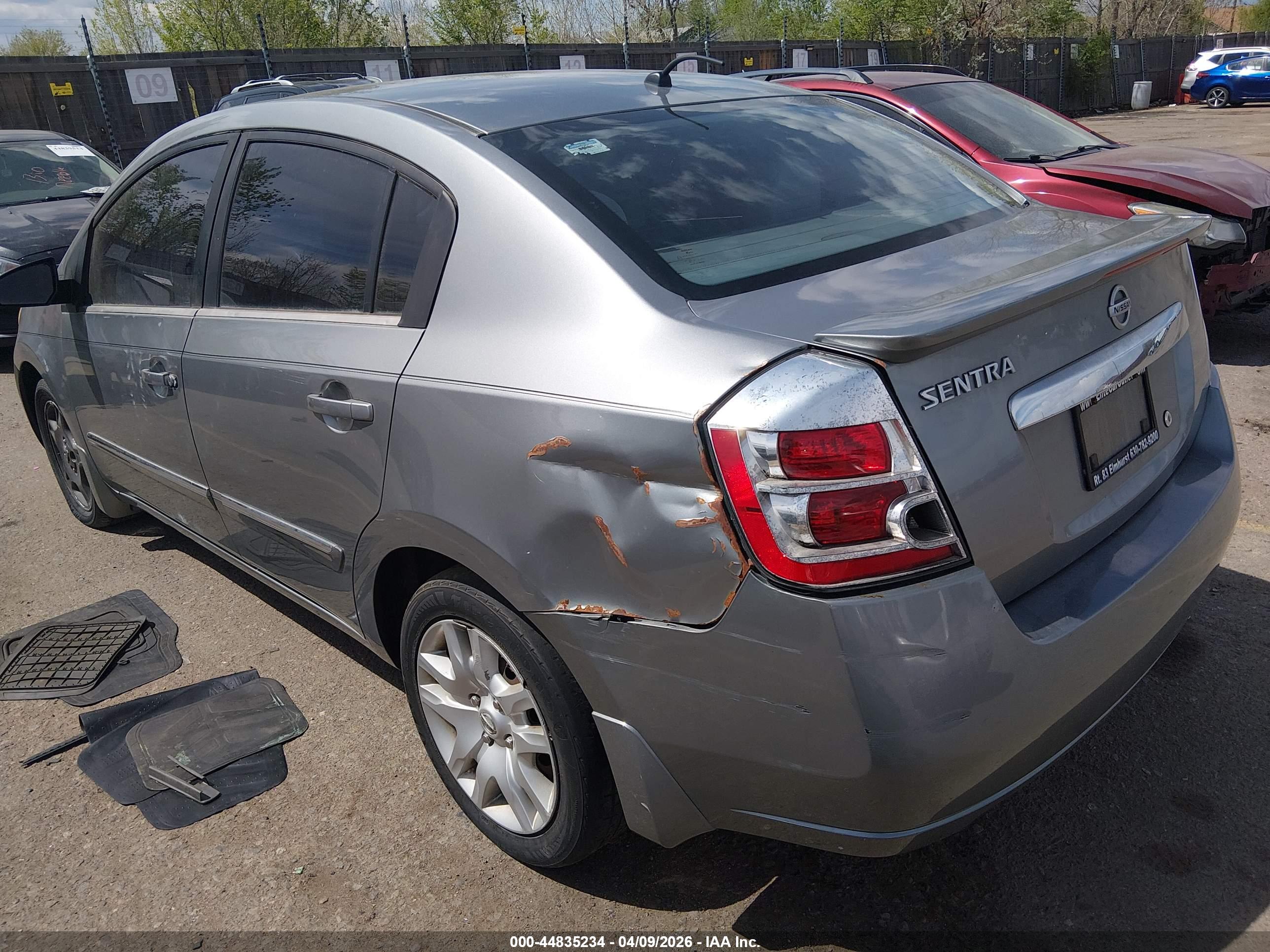 NISSAN SENTRA image 3