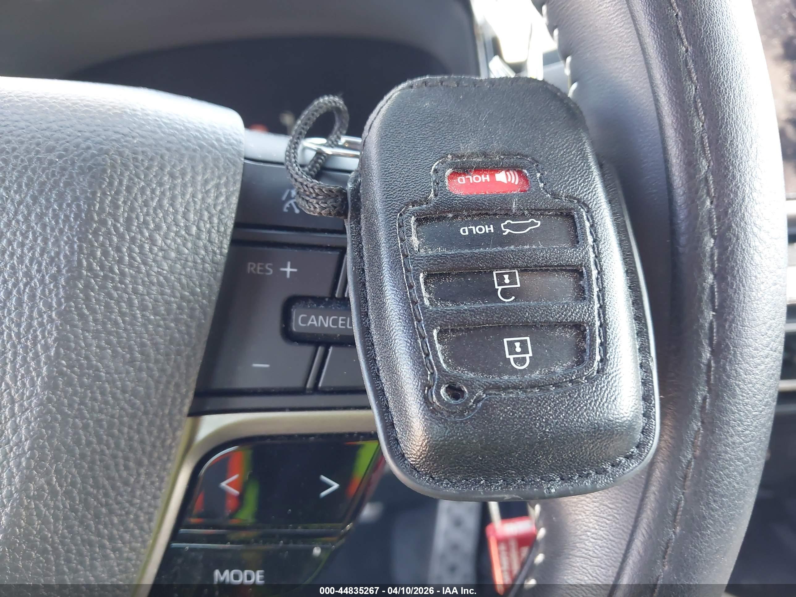 TOYOTA CAMRY image 11