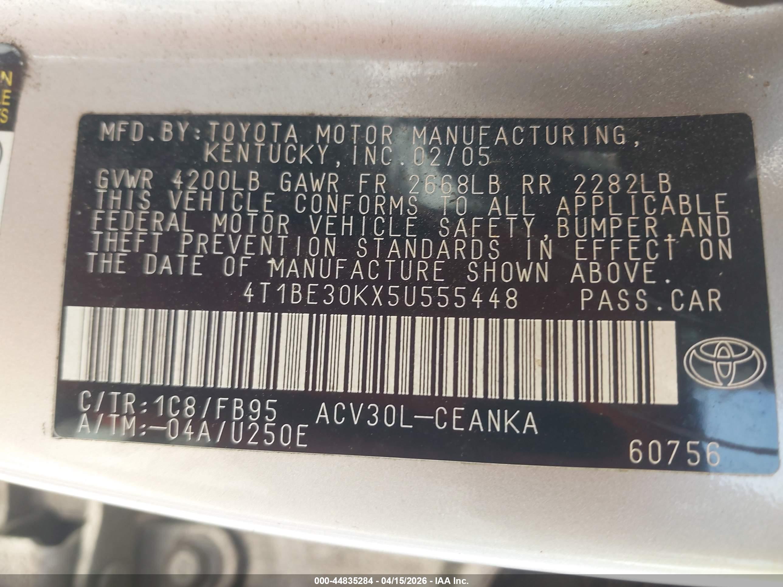 TOYOTA CAMRY image 9