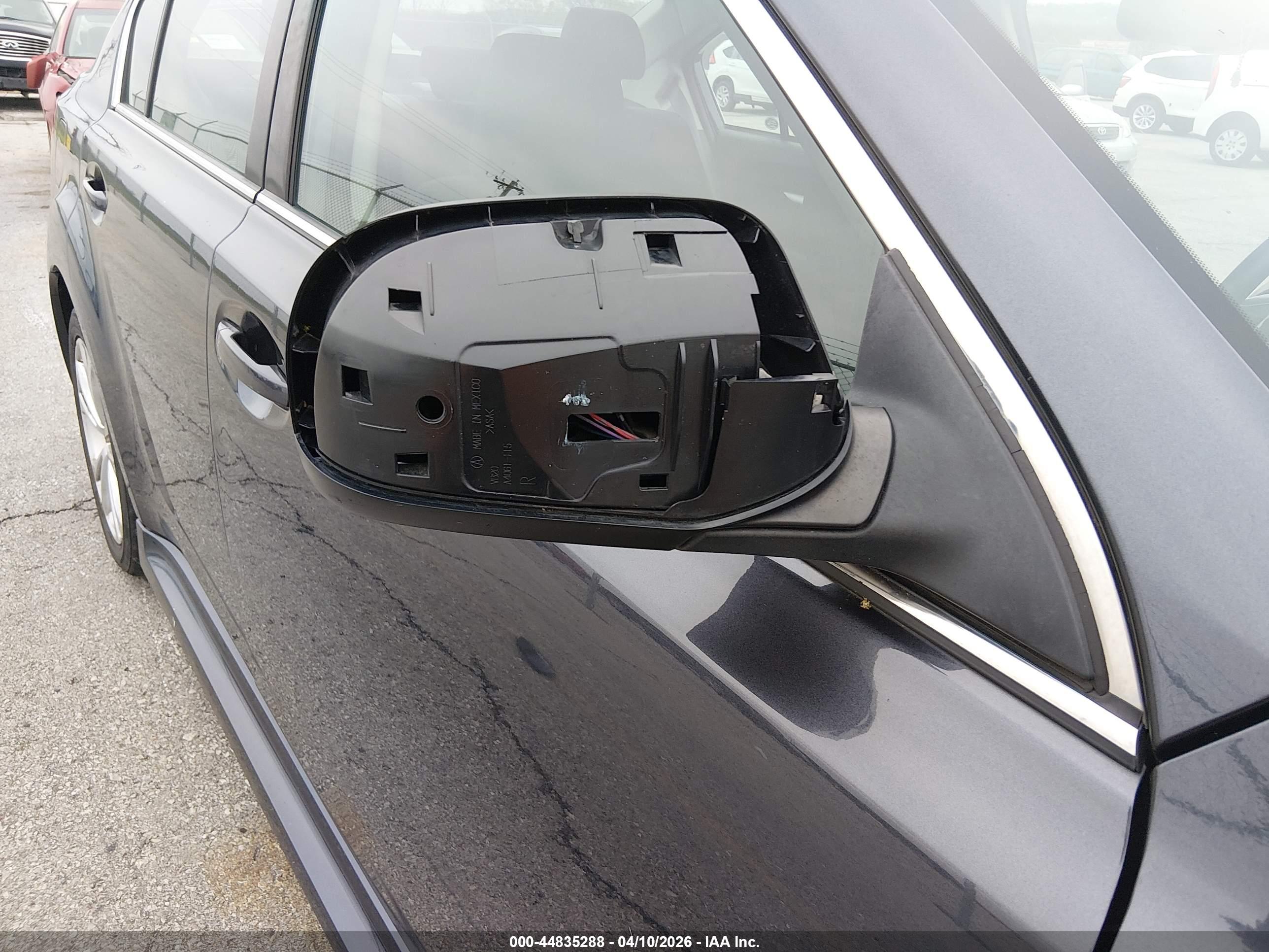 SUBARU LEGACY image 6