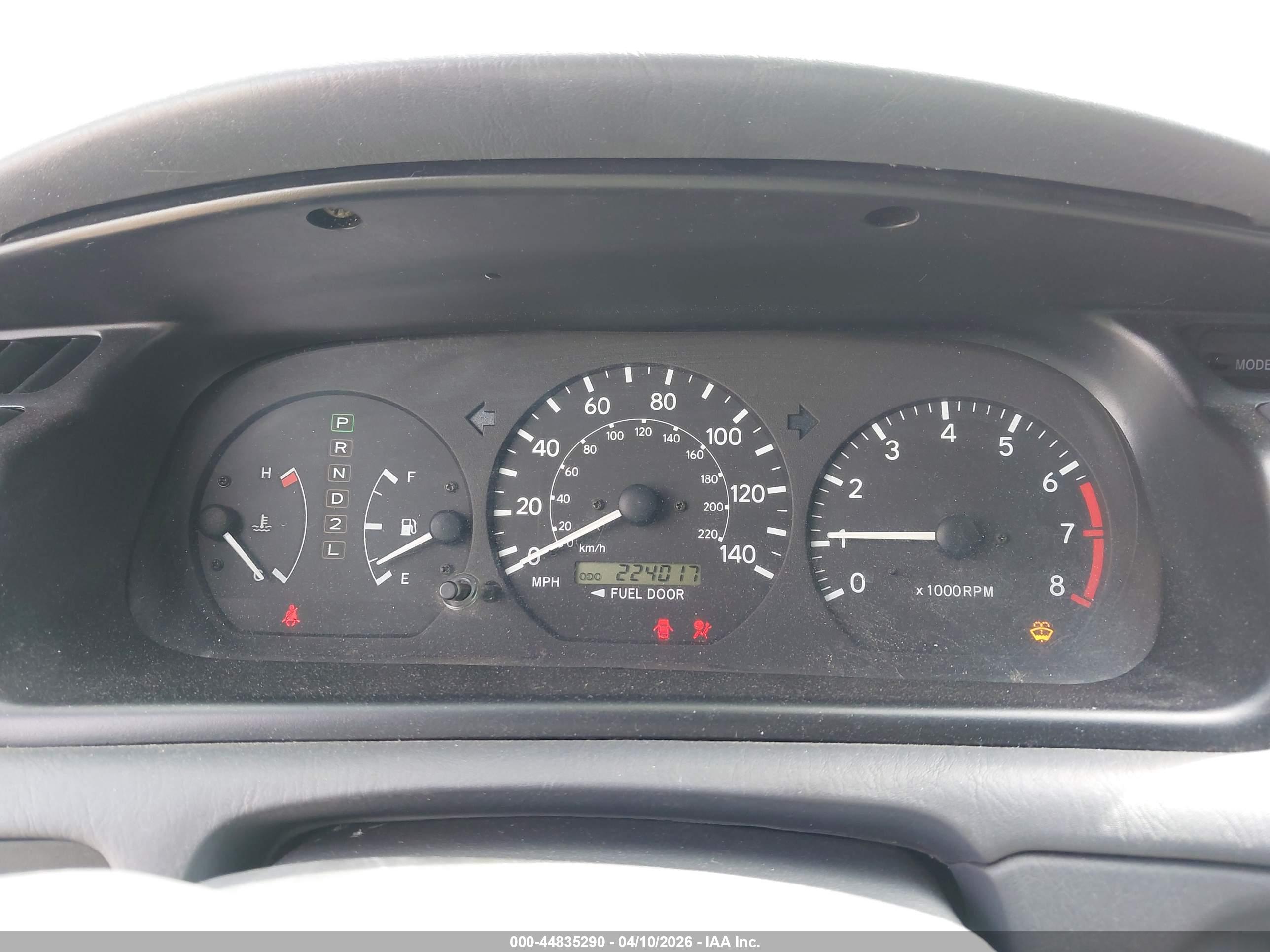 TOYOTA CAMRY image 7