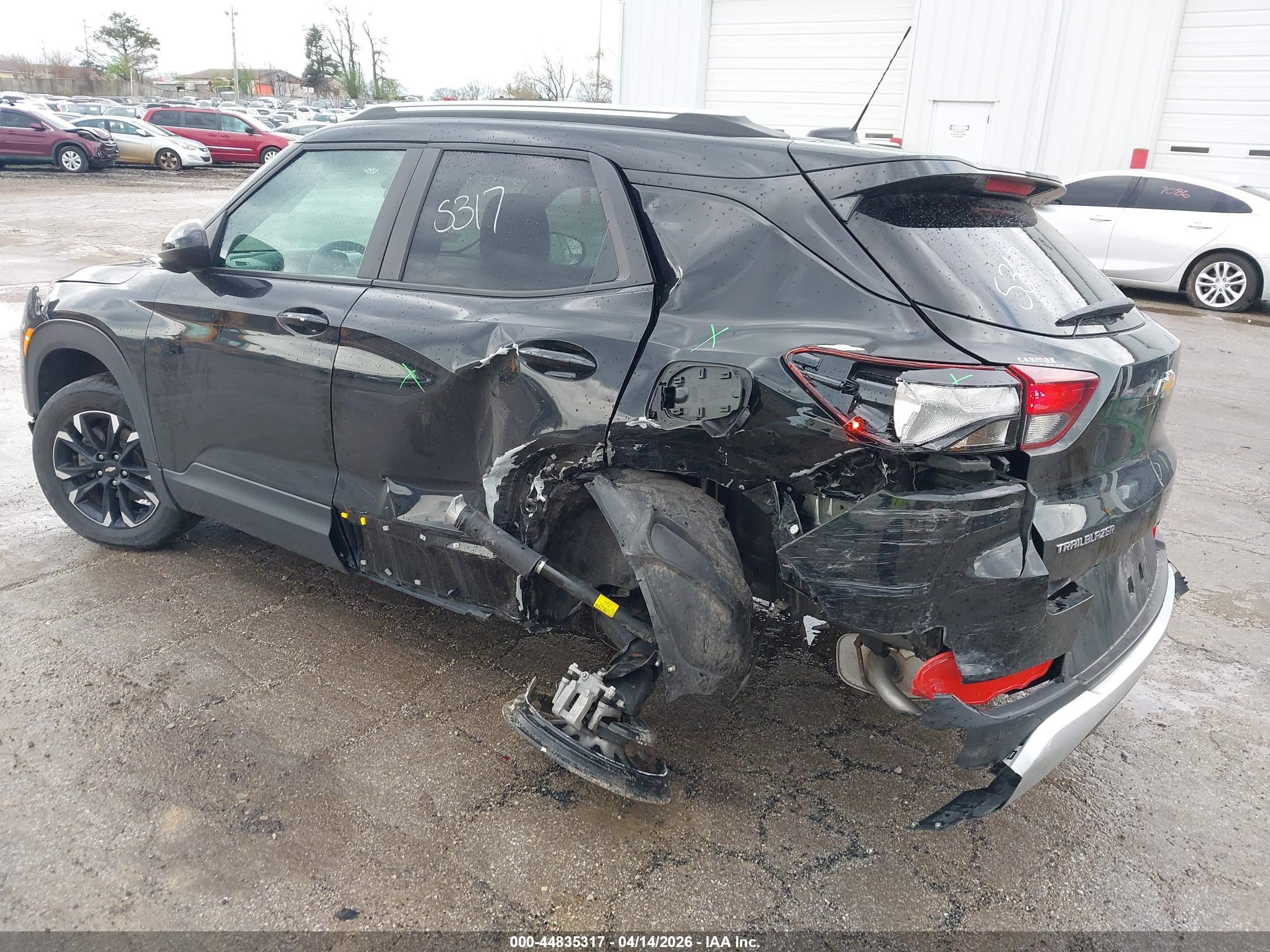 CHEVROLET TRAILBLAZER image 3